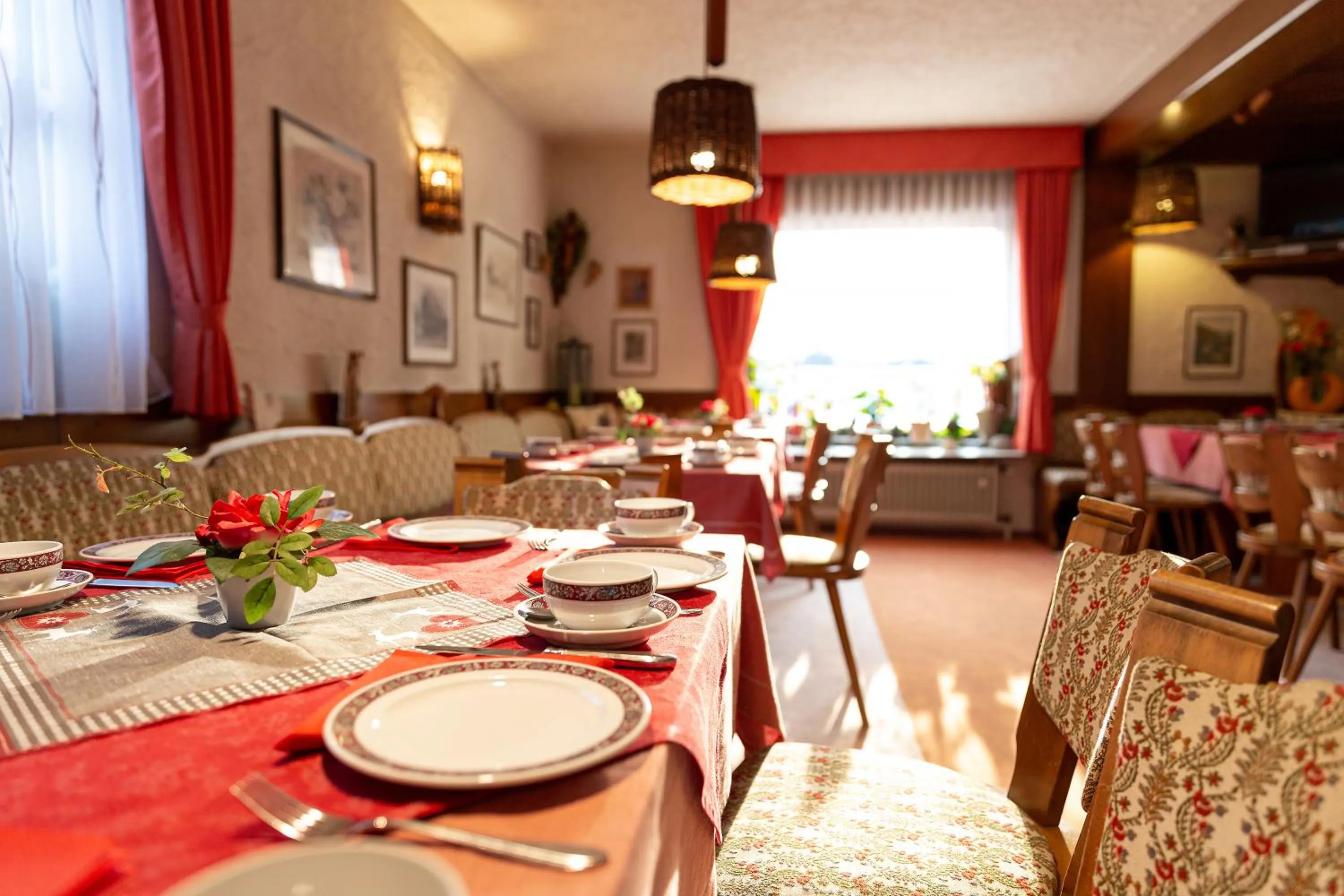 Restaurant/places to eat in Hotel Silberdistel