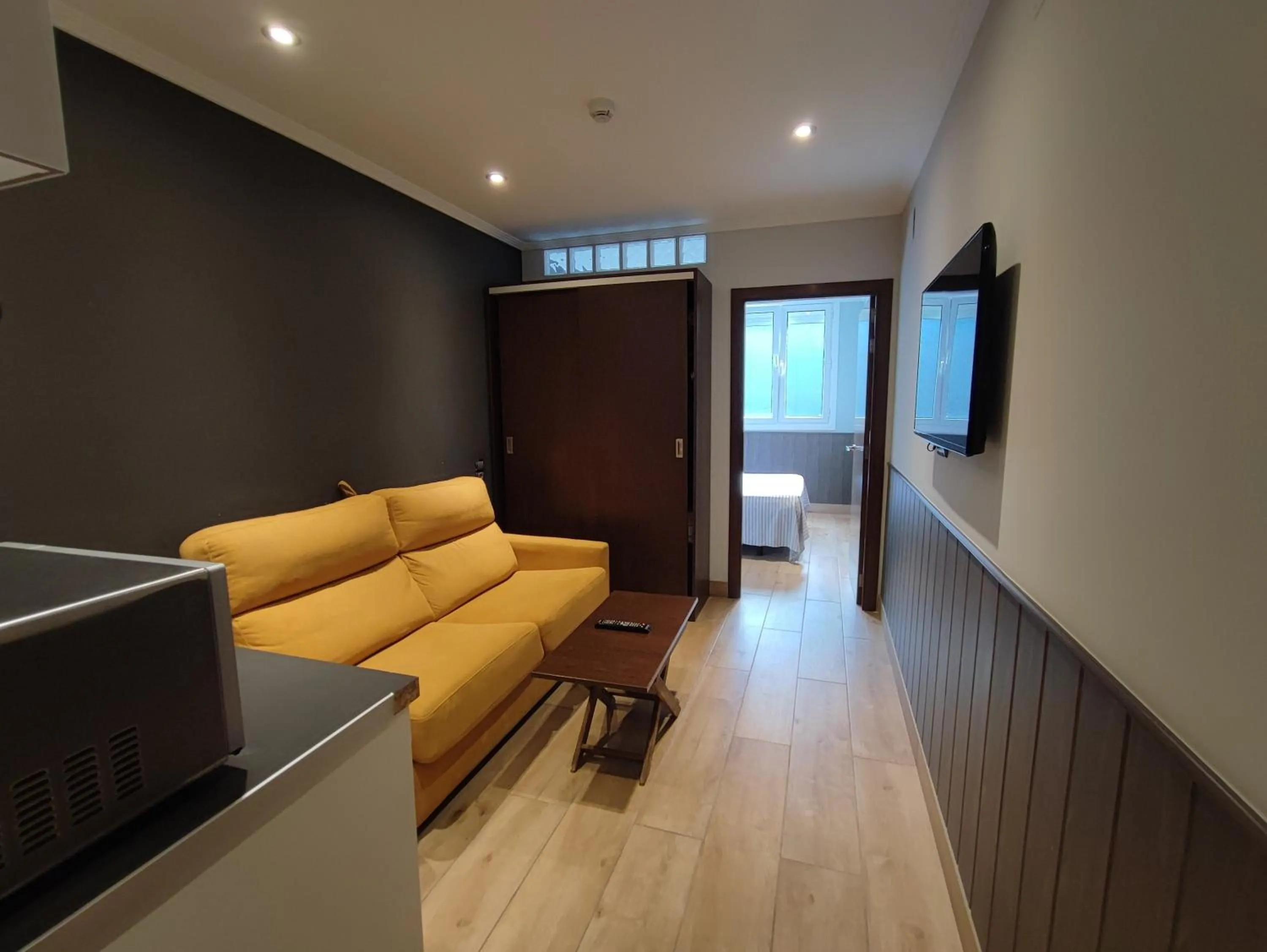 Photo of the whole room in Pensión Astigarraga