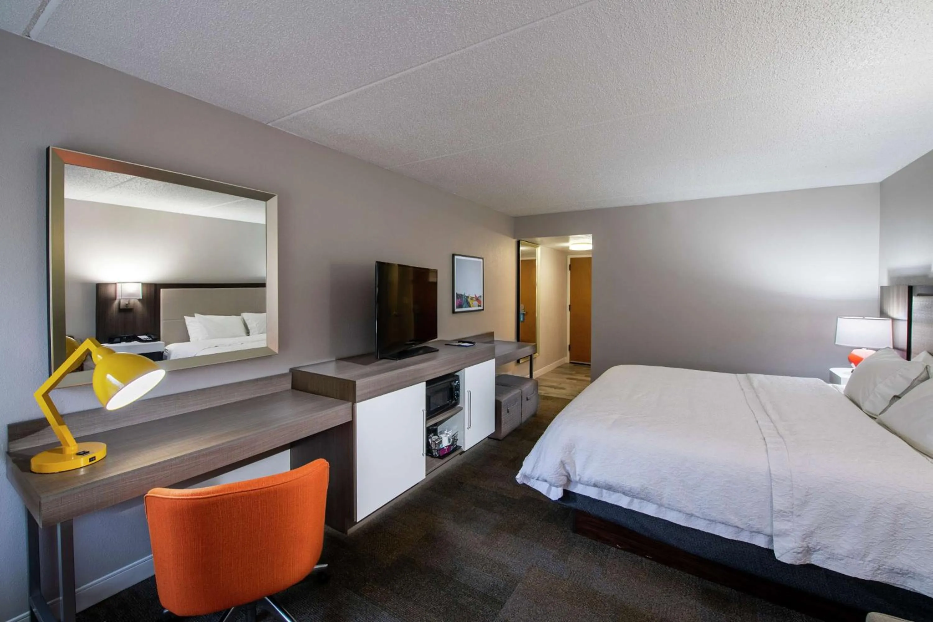 Bed in Hampton Inn Gainesville