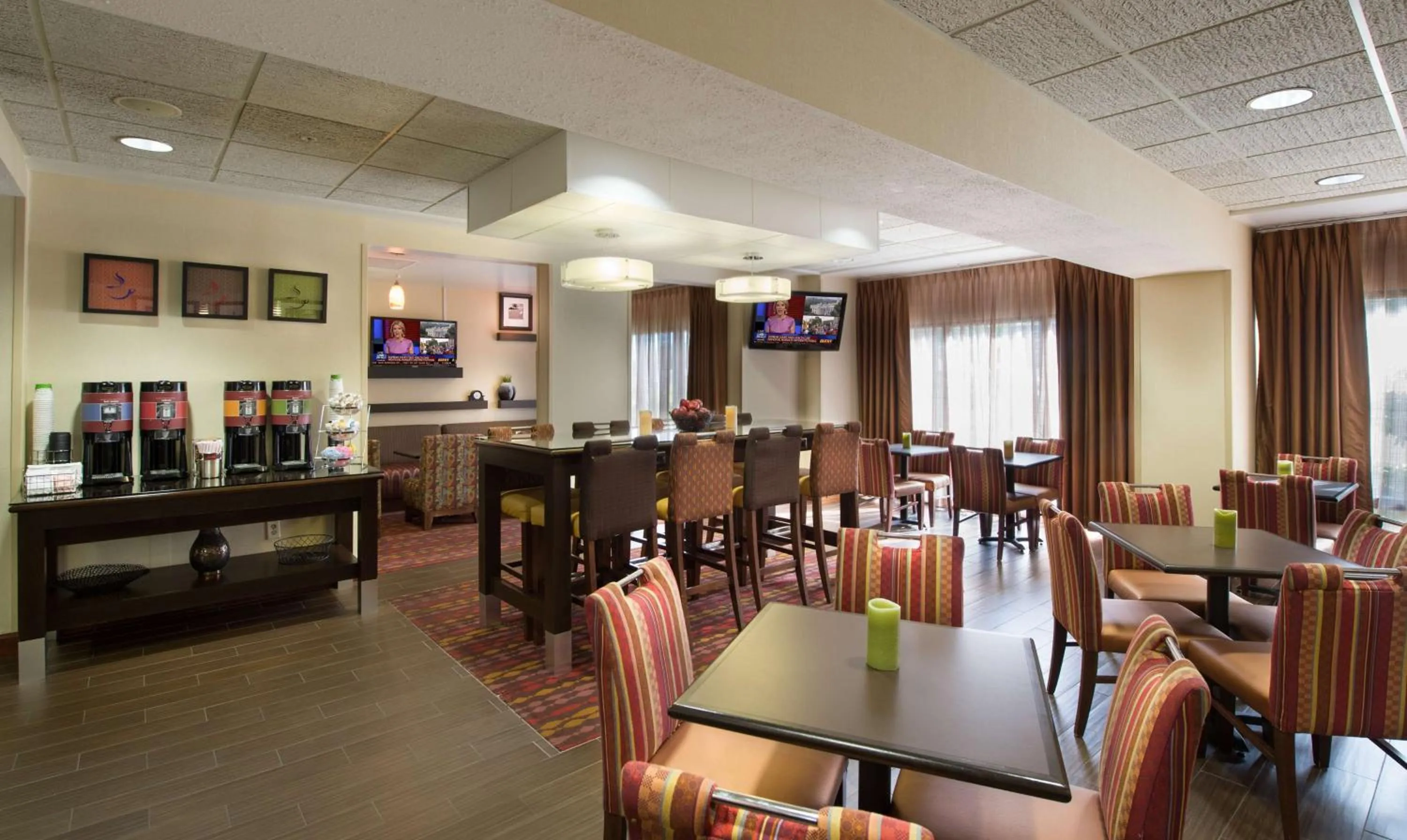 Lobby or reception in Hampton Inn Gainesville