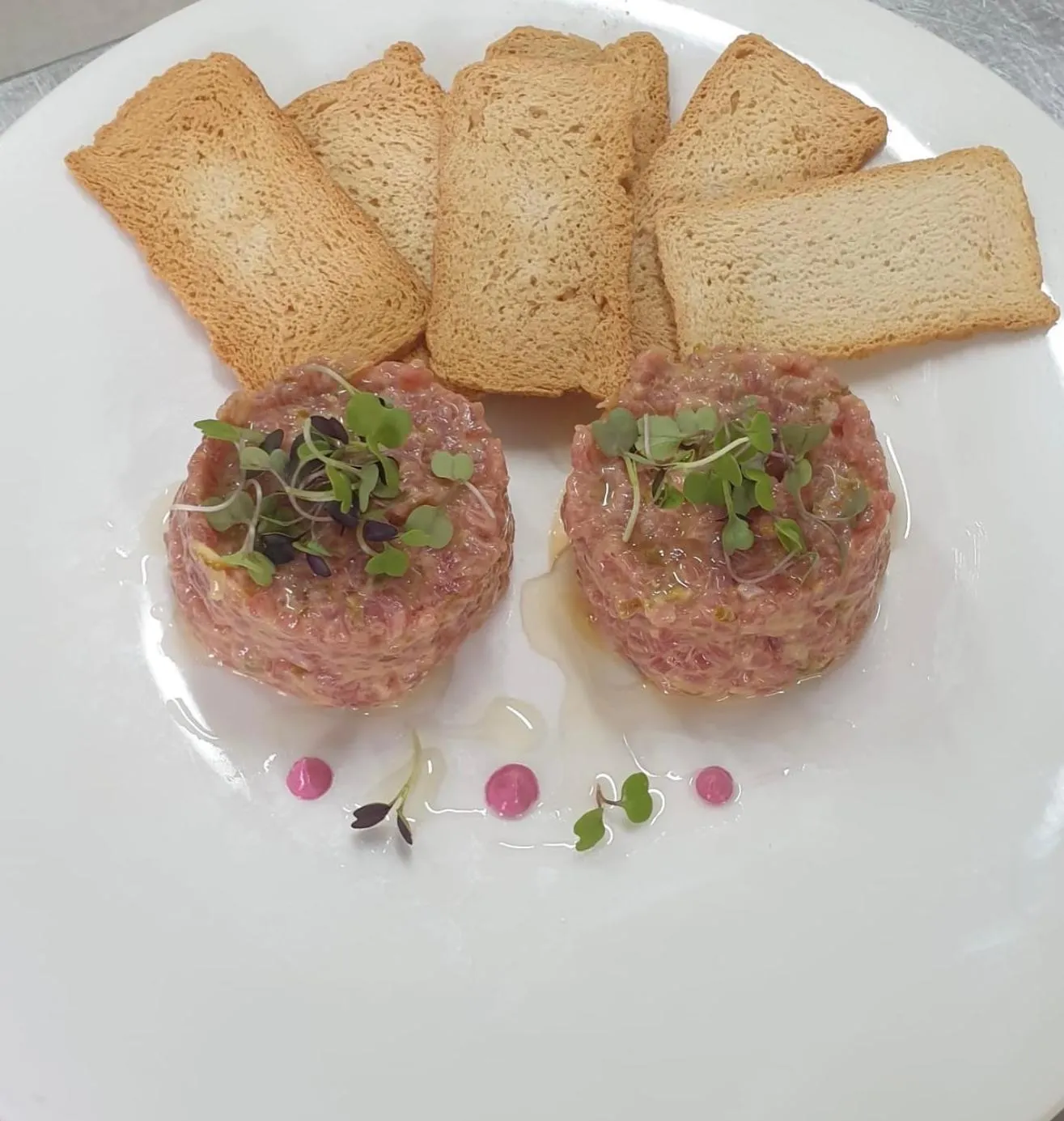 Restaurant/places to eat in Apartahotel & Spa Jacetania