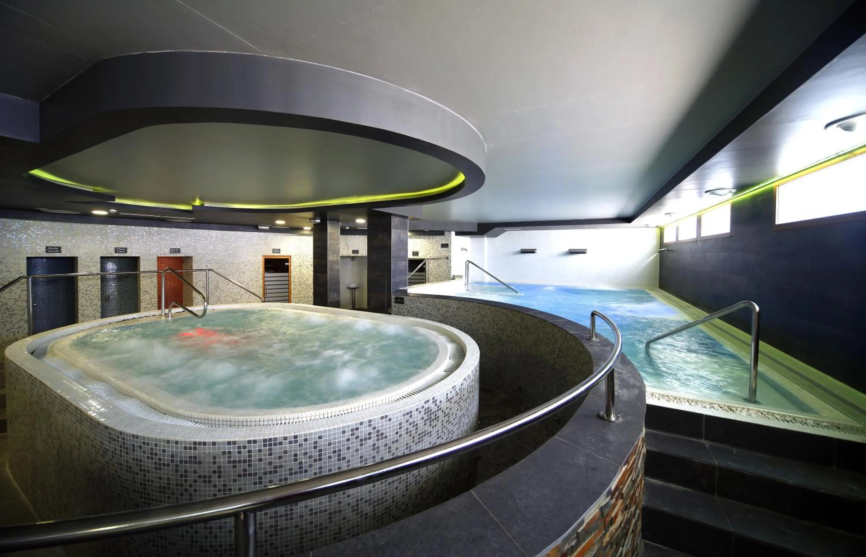 Spa and wellness centre/facilities in Apartahotel & Spa Jacetania