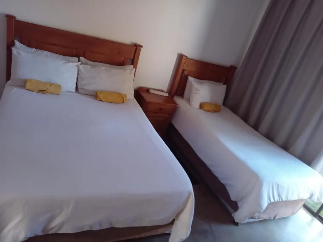 Bed in Woodpecker Guesthouse Middelburg Mpumalanga