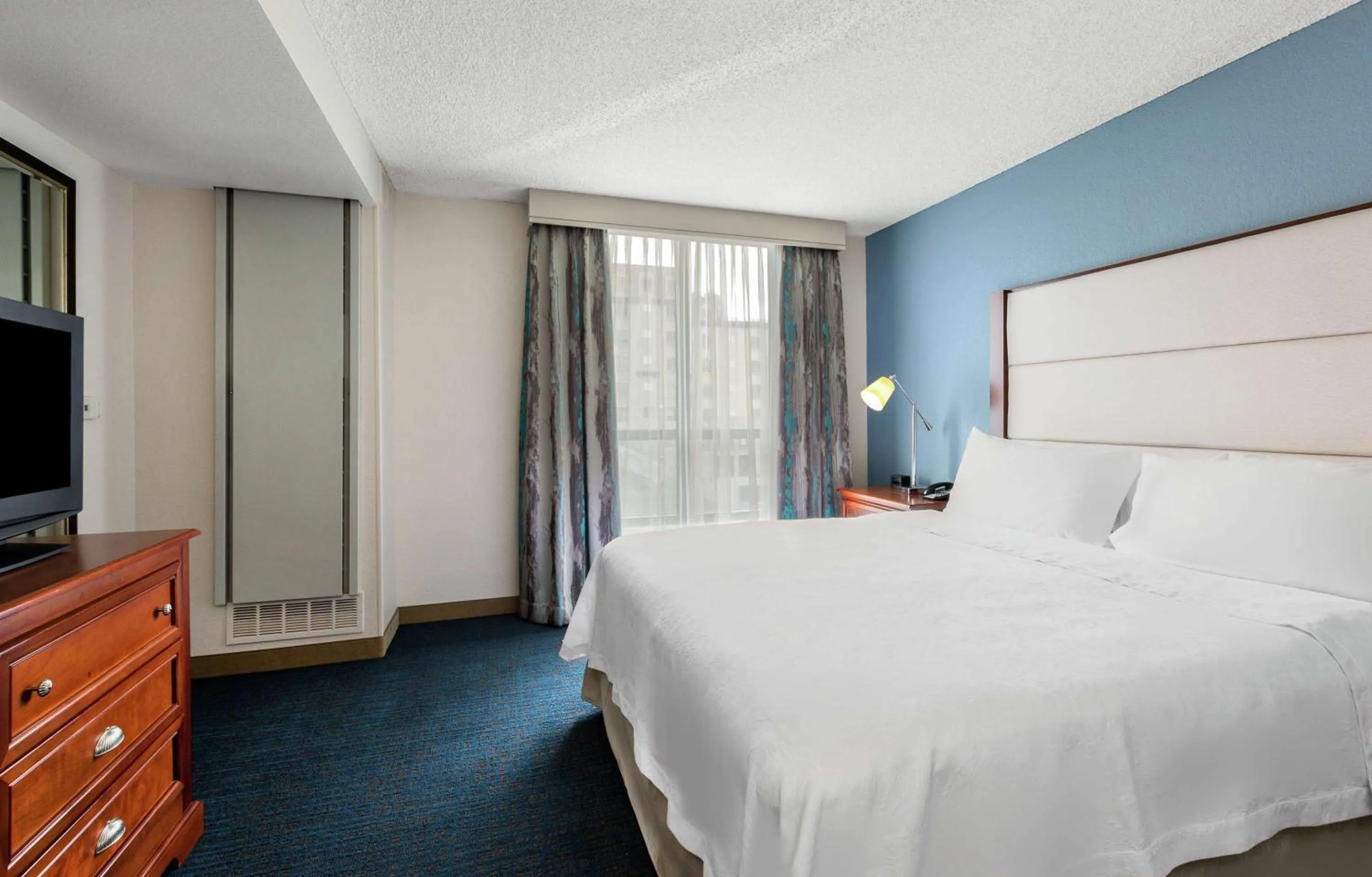 Bedroom, Bed in Homewood Suites by Hilton Seattle Downtown