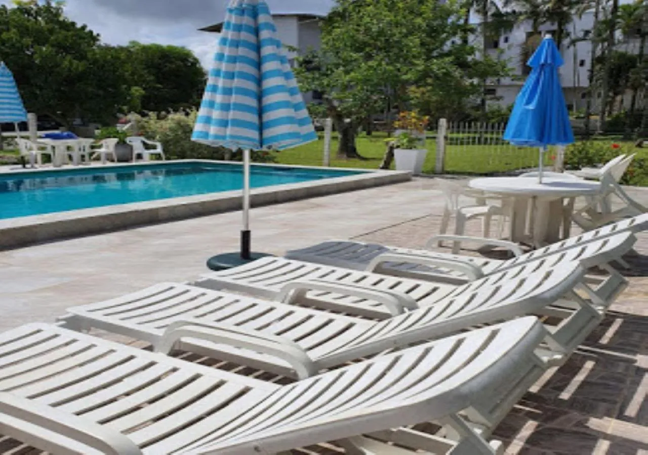 Swimming pool in Arco do Sol Park Hotel