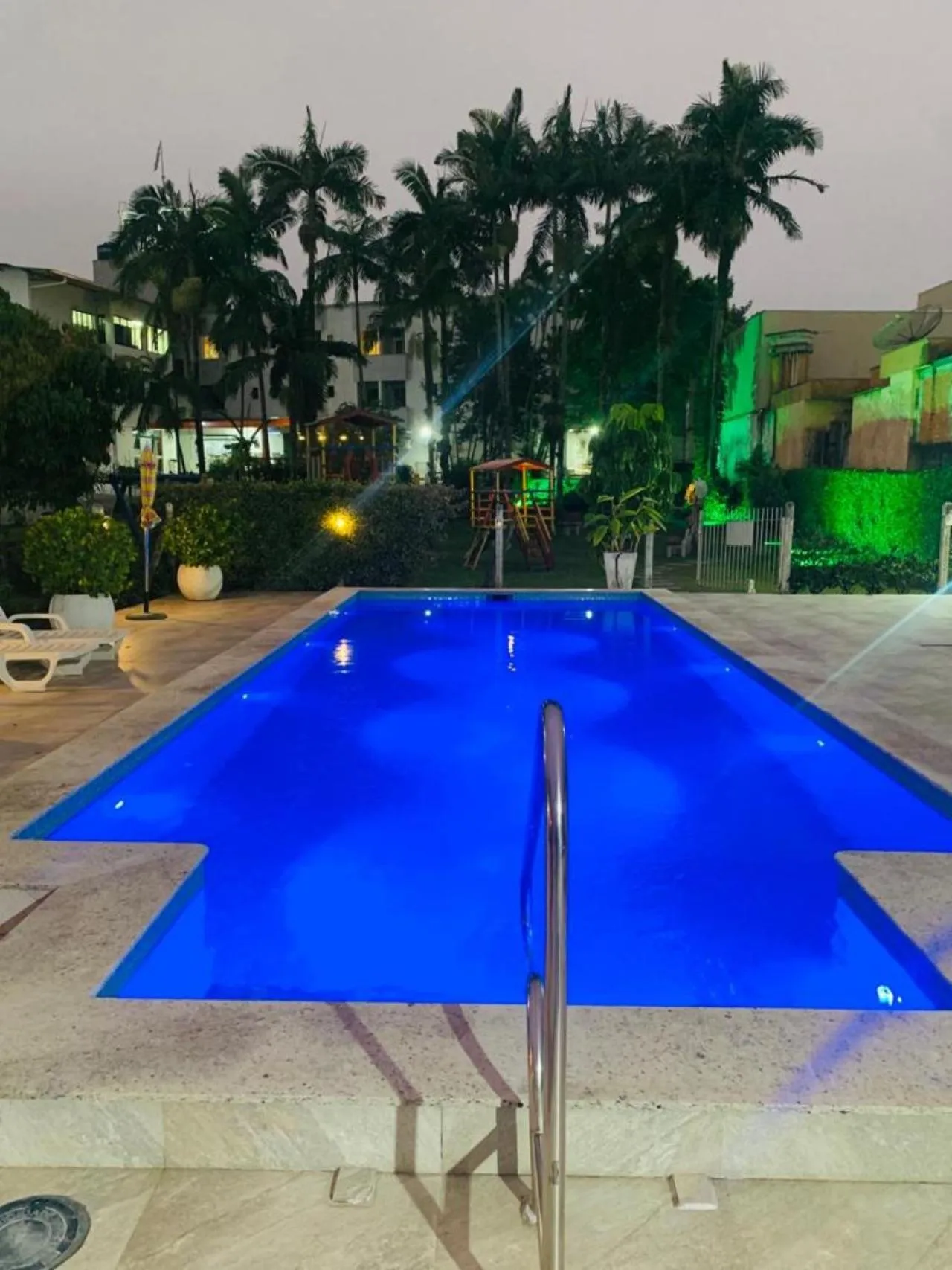 Swimming pool in Arco do Sol Park Hotel