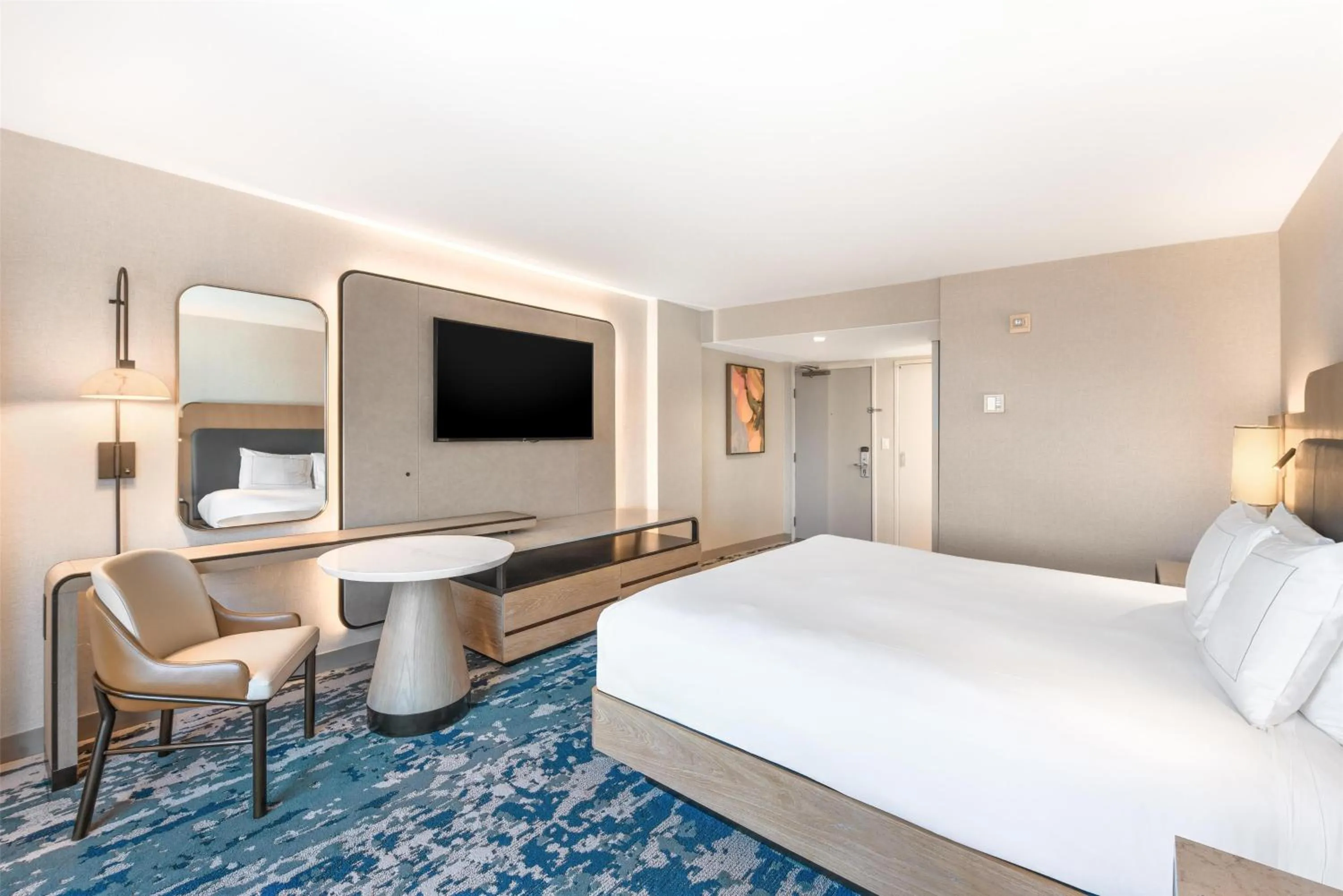 Bed in Hilton Anaheim