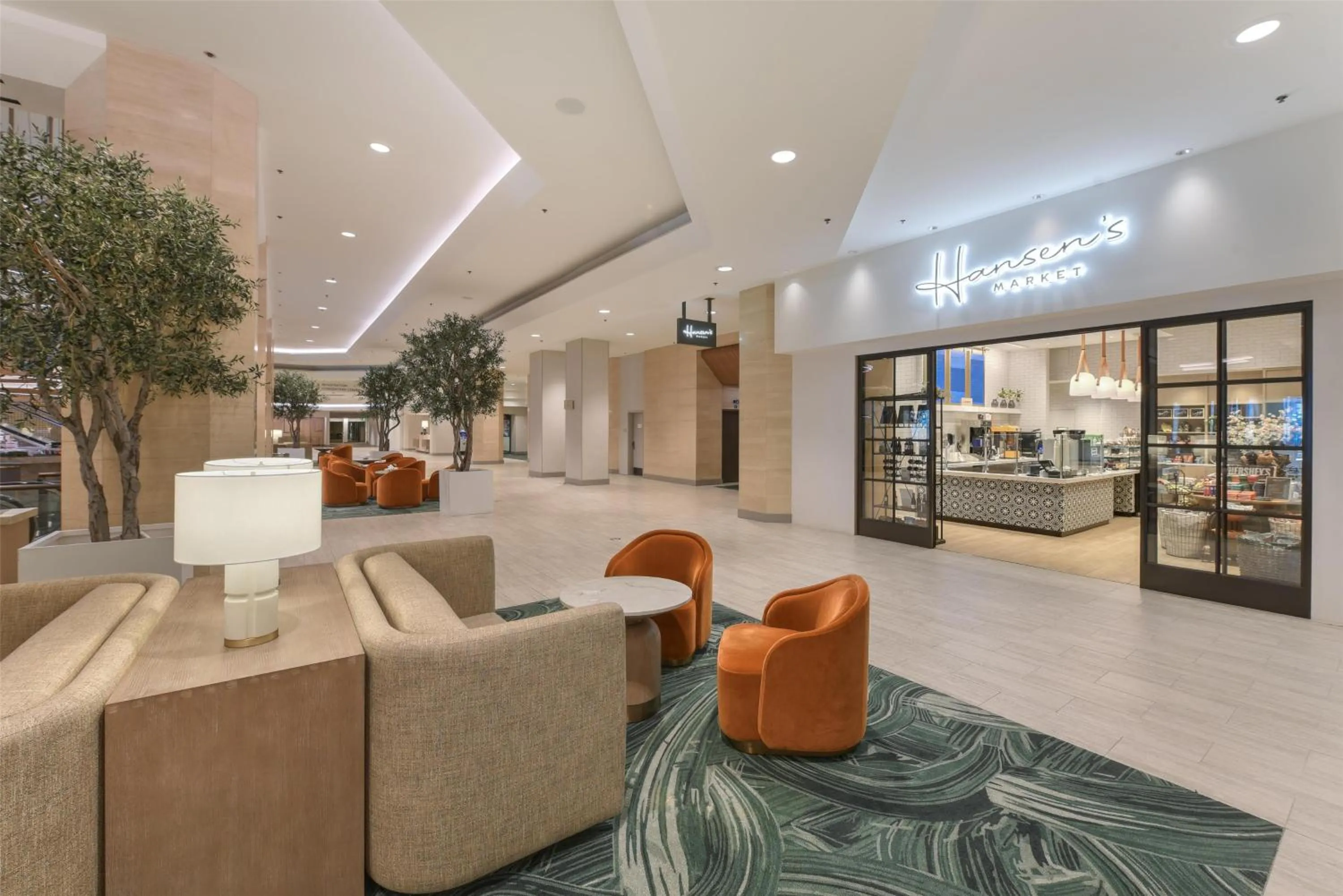 Restaurant/places to eat in Hilton Anaheim