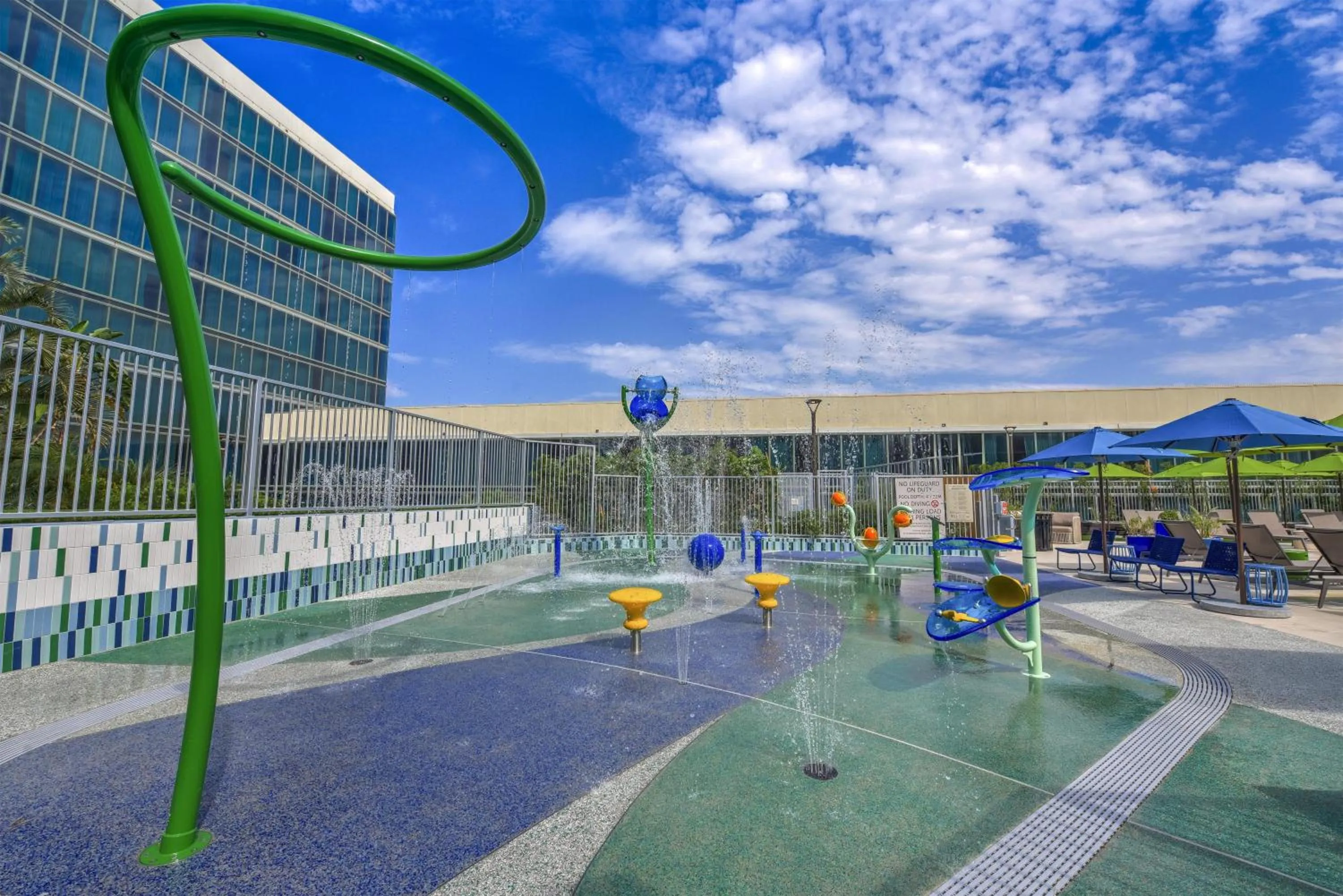 Pool view in Hilton Anaheim