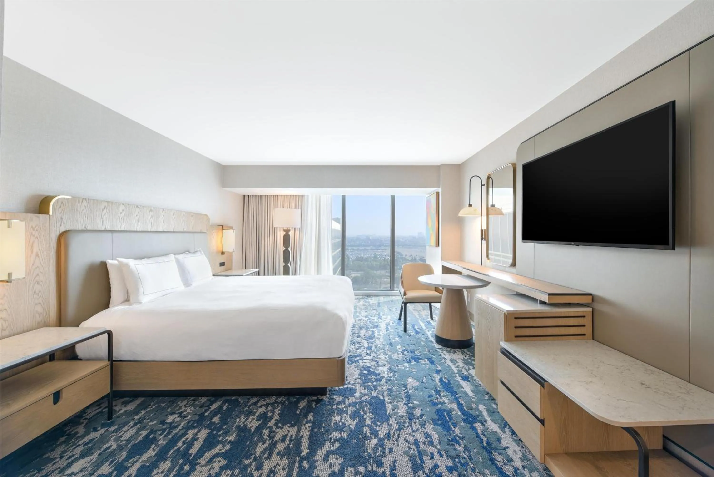 Bed in Hilton Anaheim