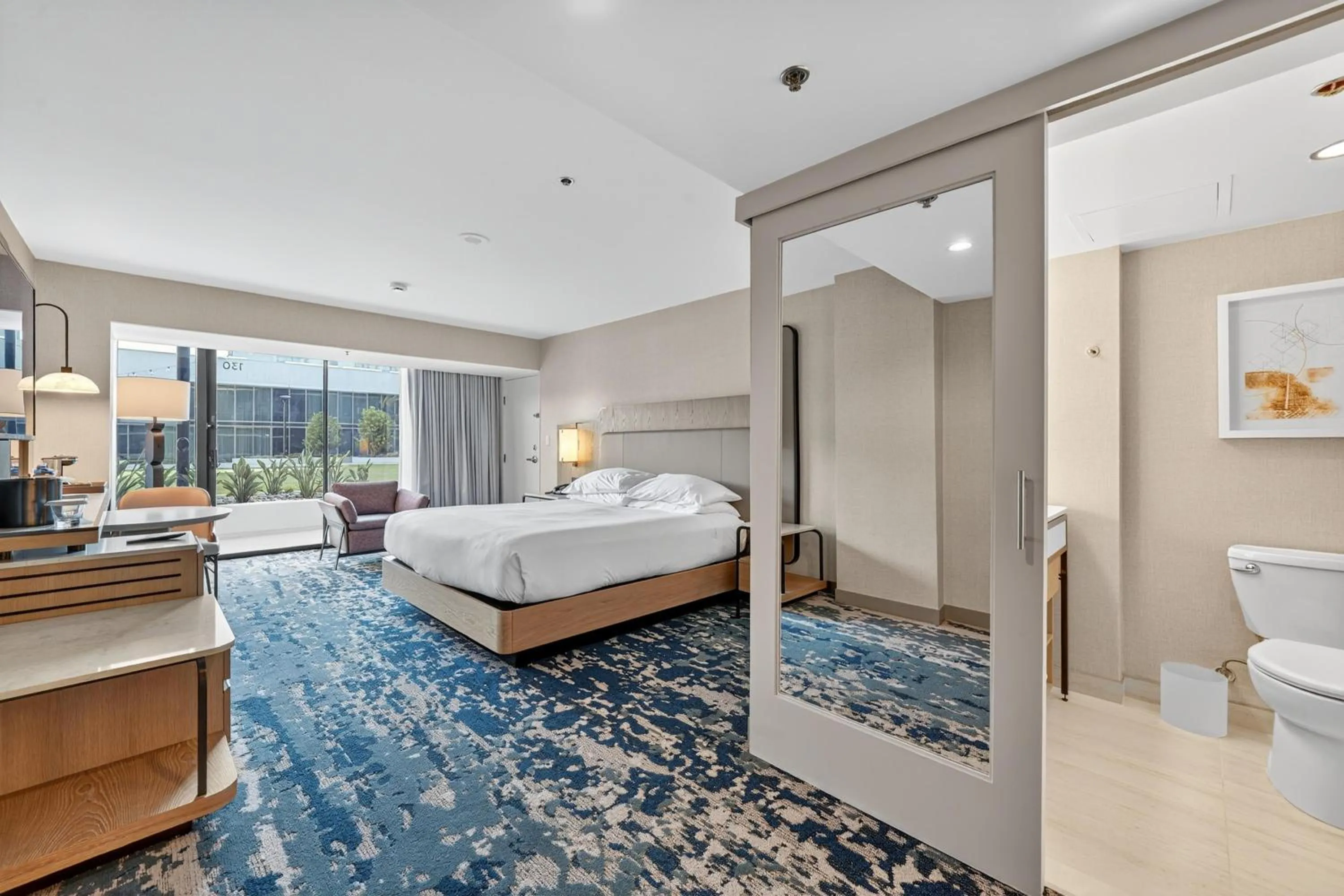 Bed in Hilton Anaheim