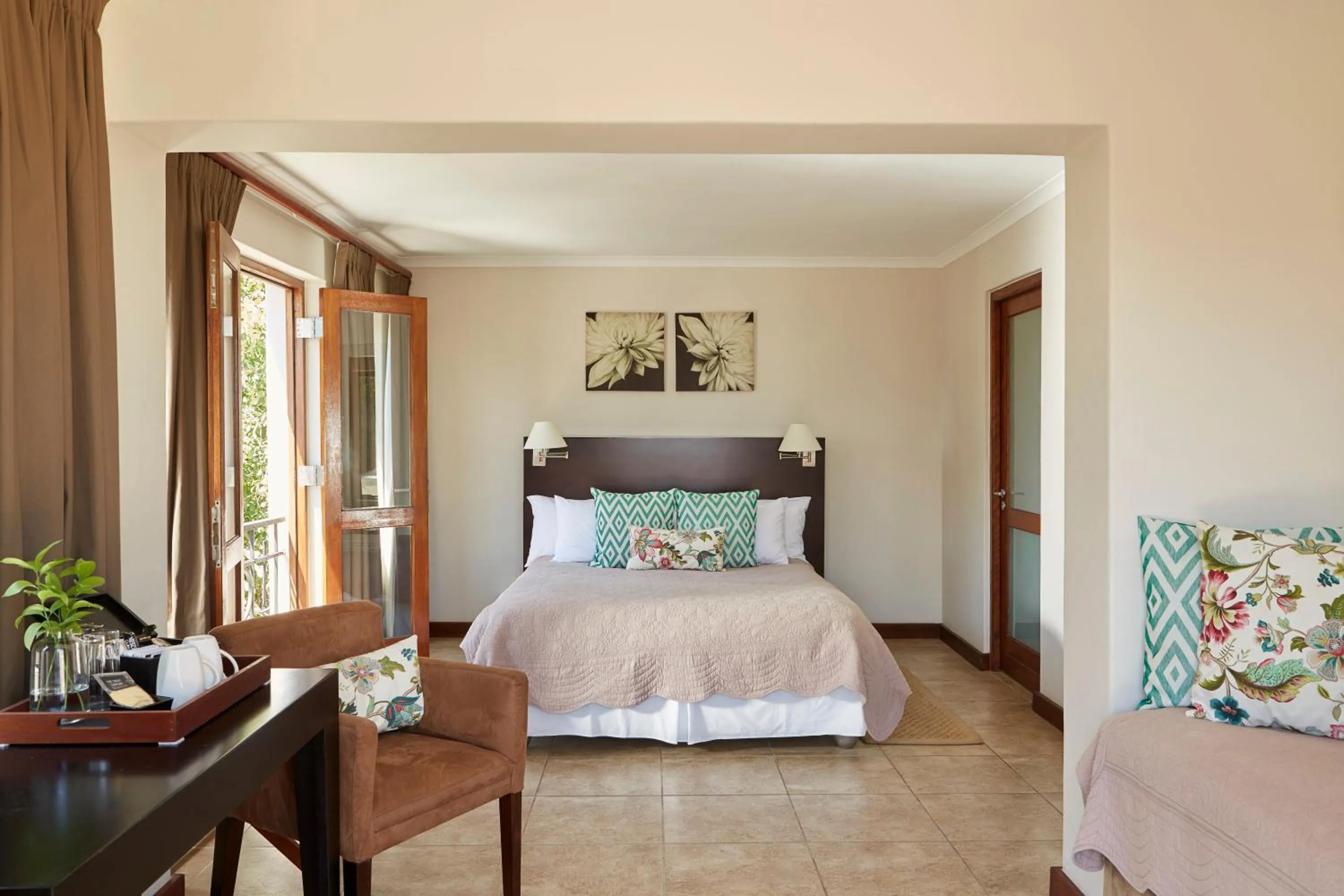 Bed in Bayflowers Guest House