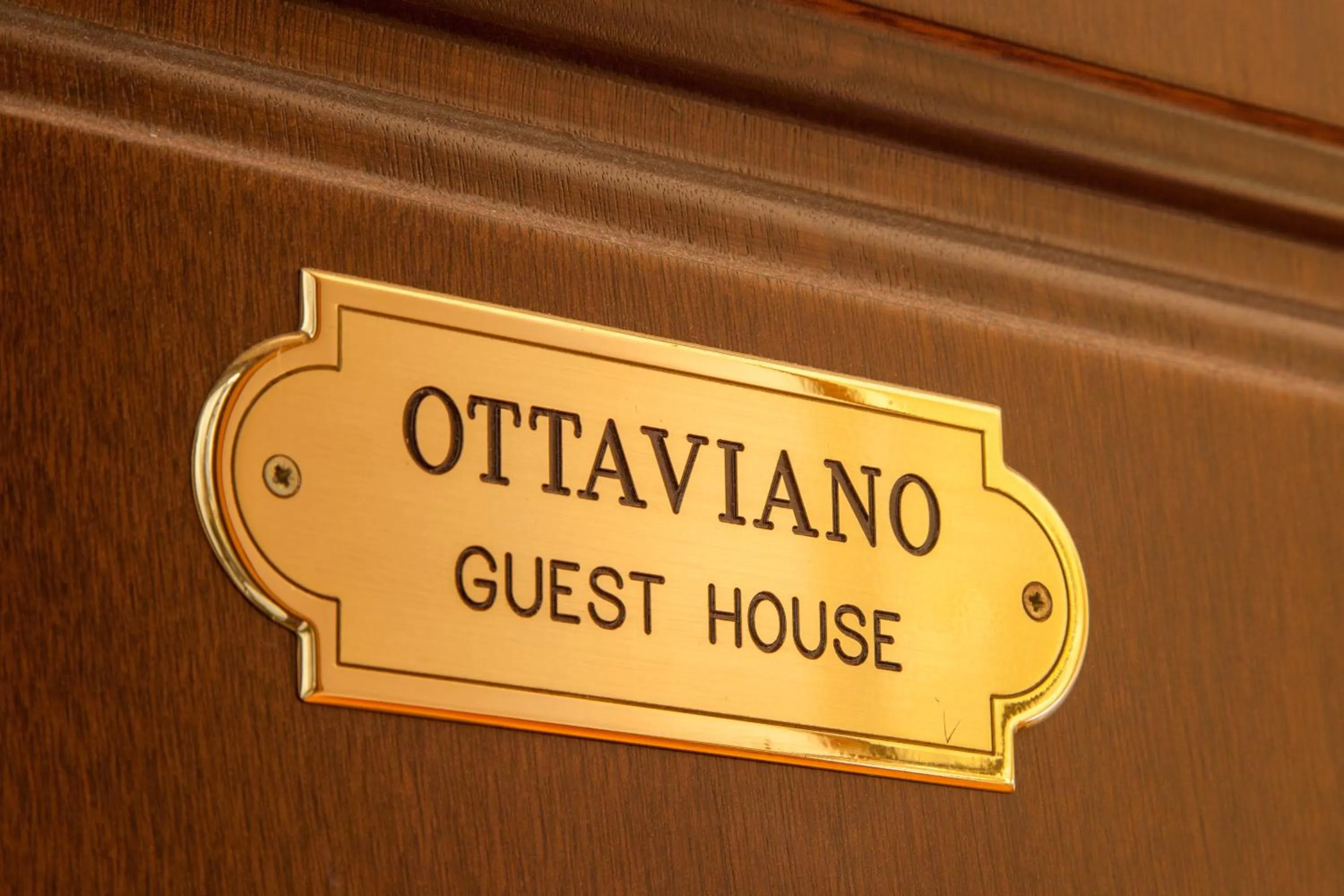 Decorative detail in Ottaviano Guest House