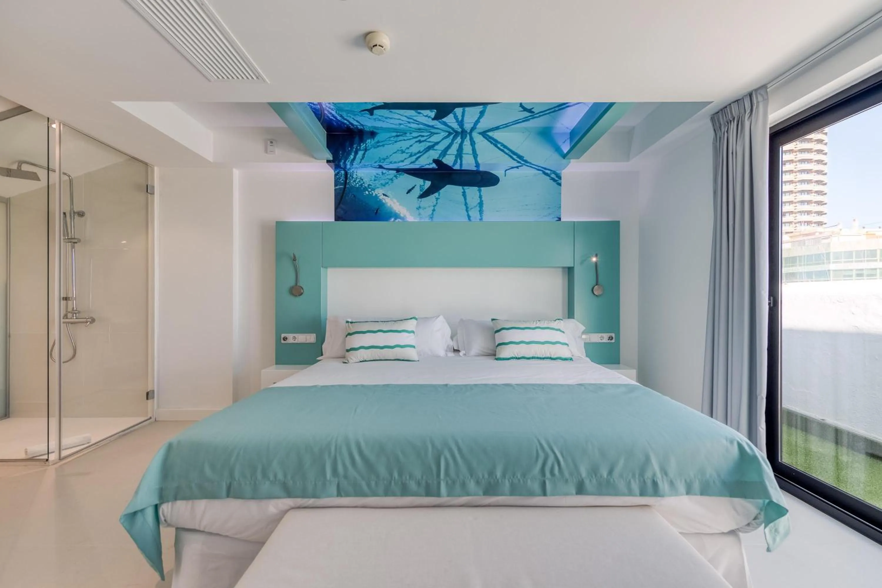 Photo of the whole room, Bed in HD Acuario Lifestyle