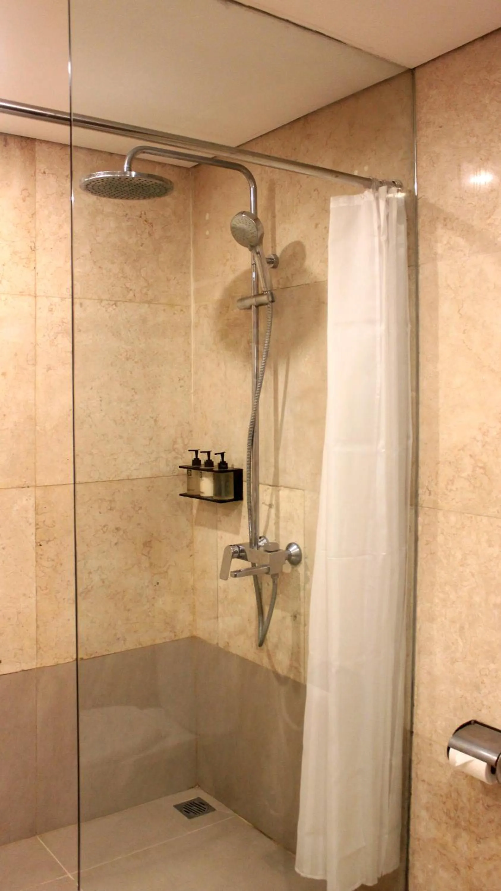 Shower in AlamKulkul Boutique Resort
