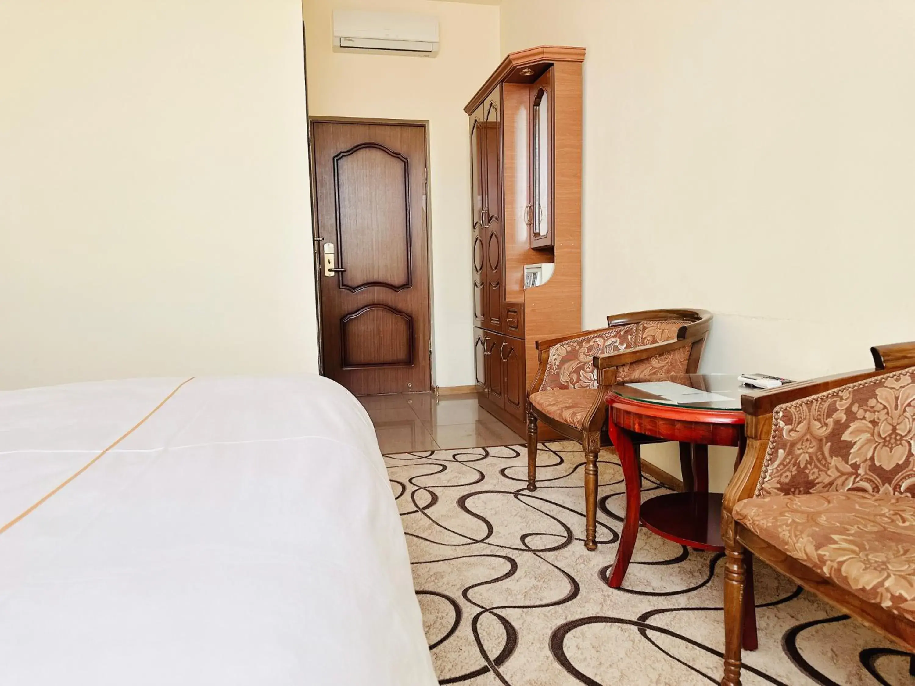 Standard Double Room in SD Hotel Standard Double Room in SD Hotel