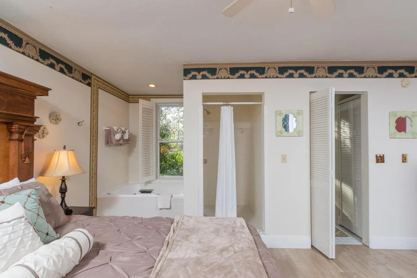 Herlong Mansion Bed & Breakfast