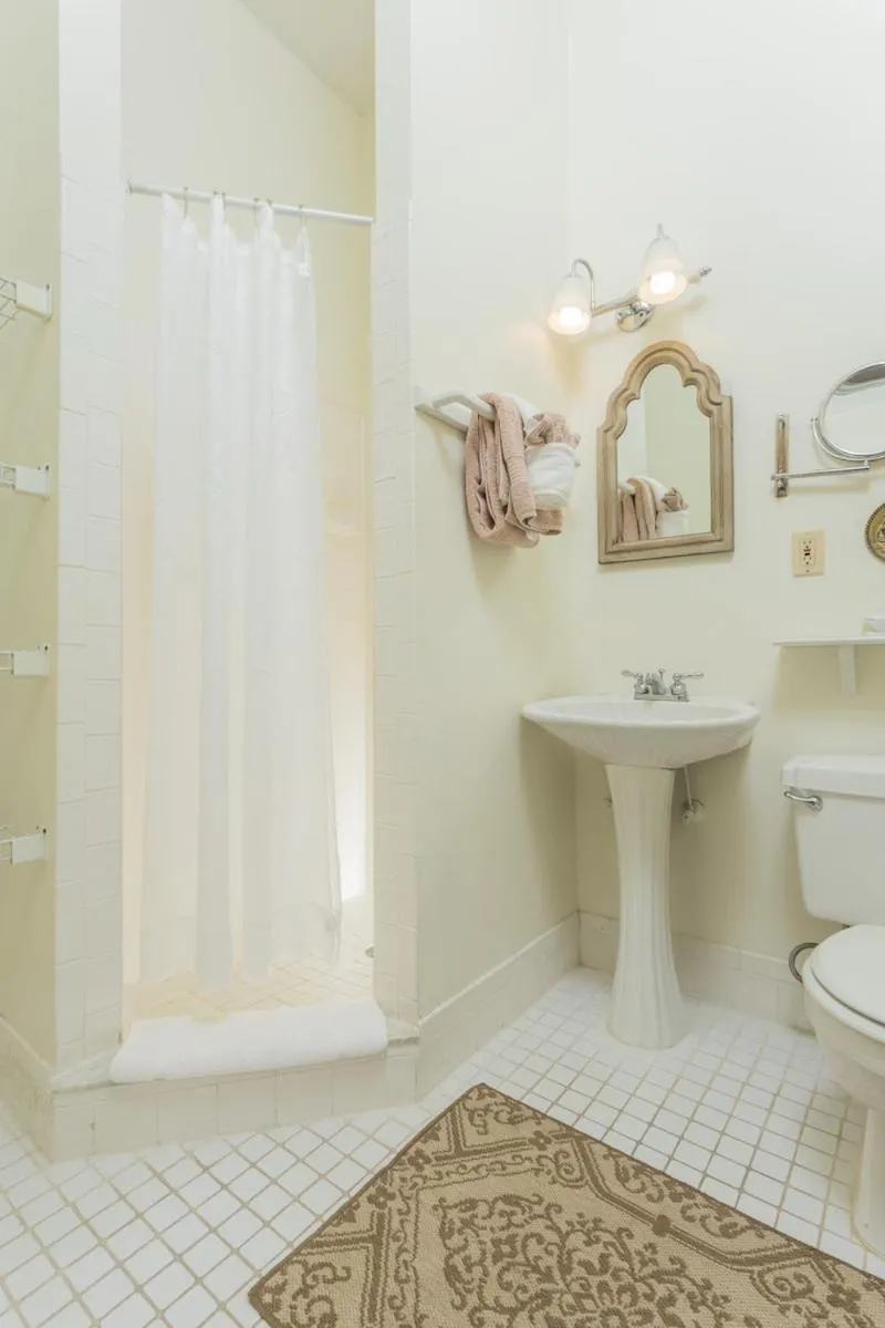 Herlong Mansion Bed & Breakfast