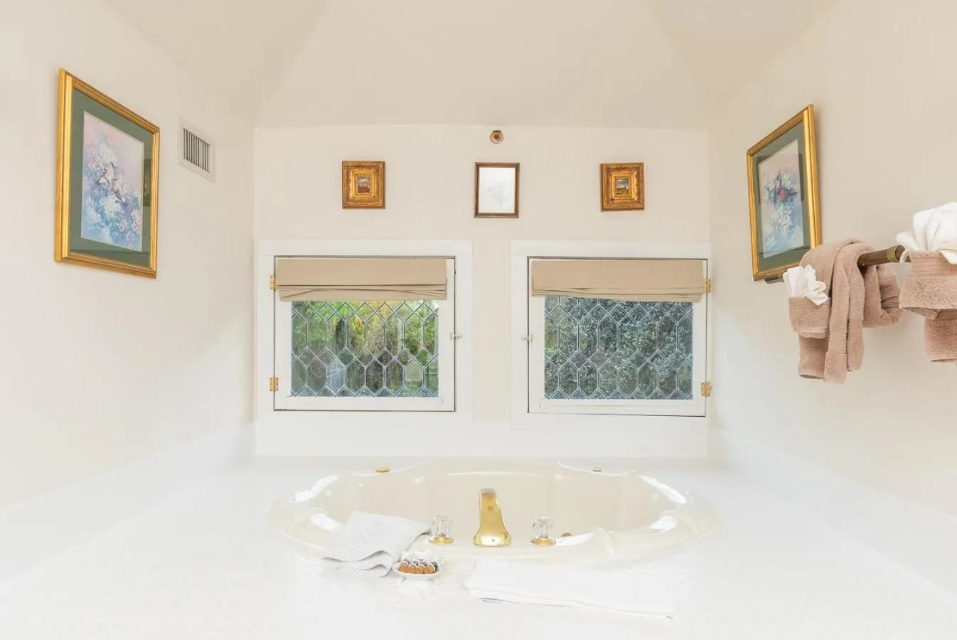 Herlong Mansion Bed & Breakfast