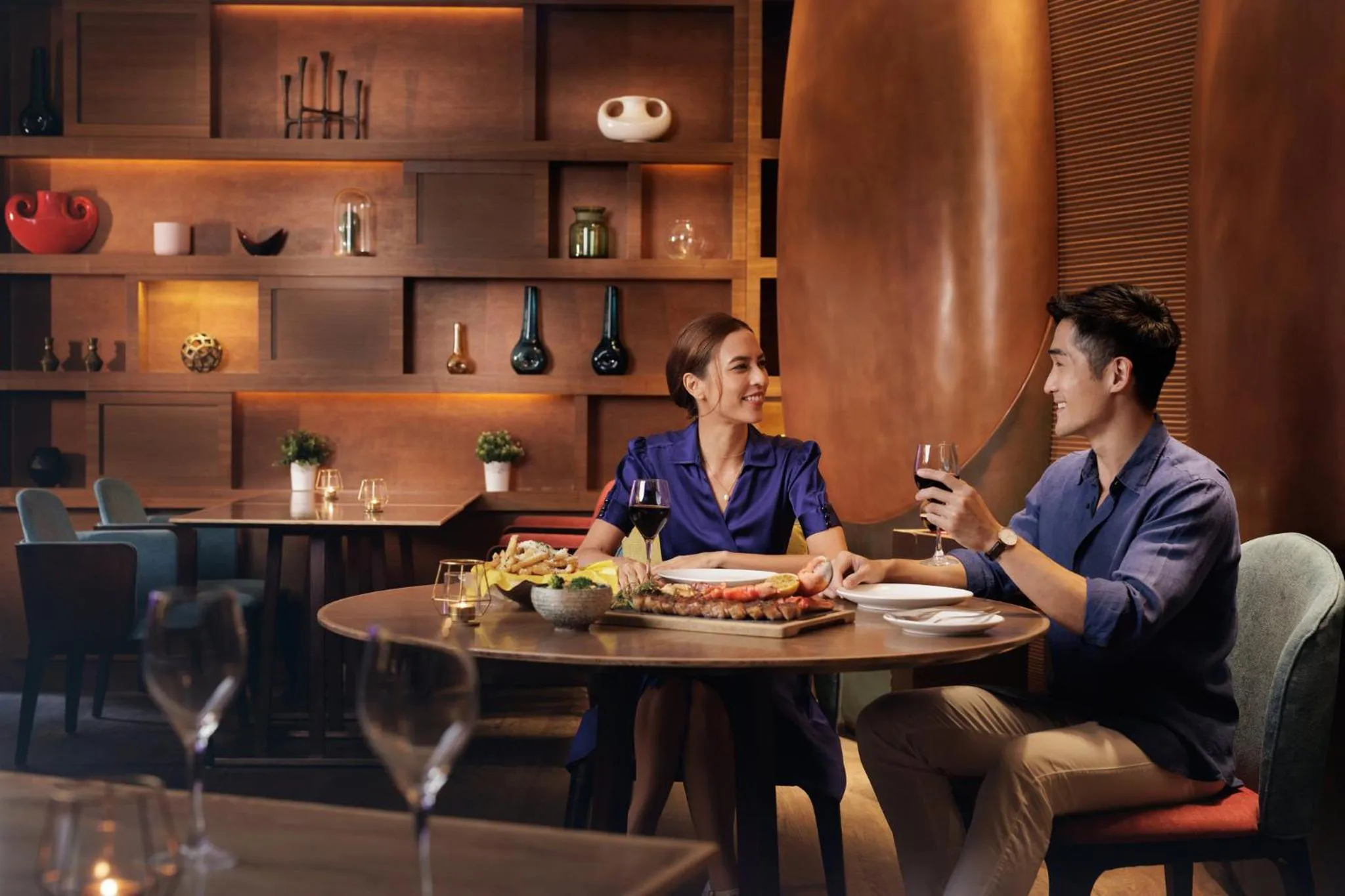 Restaurant/places to eat in voco Orchard Singapore by IHG