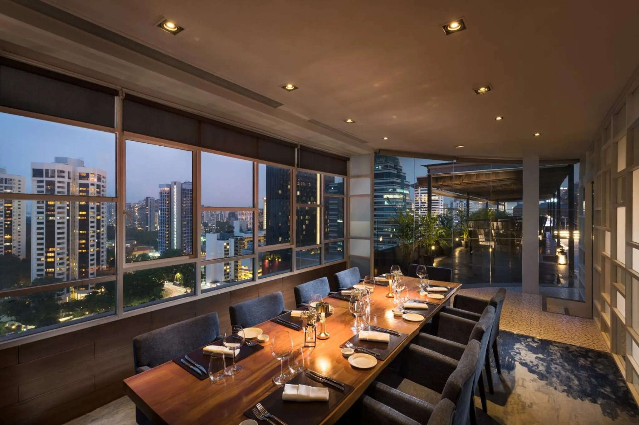 Restaurant/places to eat in voco Orchard Singapore by IHG