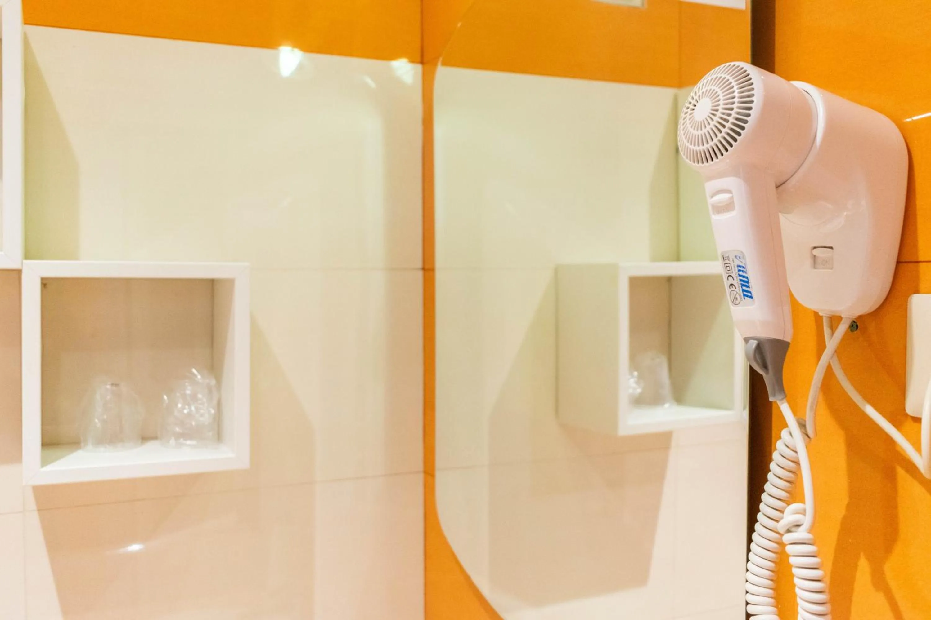 Bathroom in Catania Crossing B&B - Rooms & Comforts