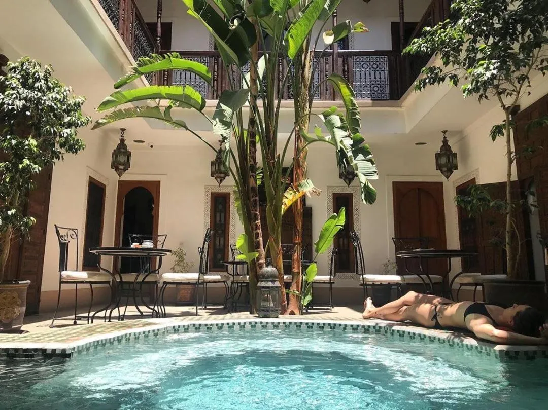 Swimming pool in Riad Smara