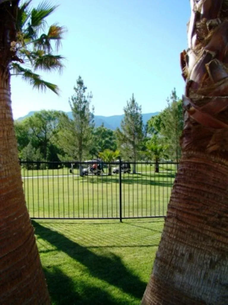 Garden in Historic Beaver Dam Lodge, Golf & RV Resort