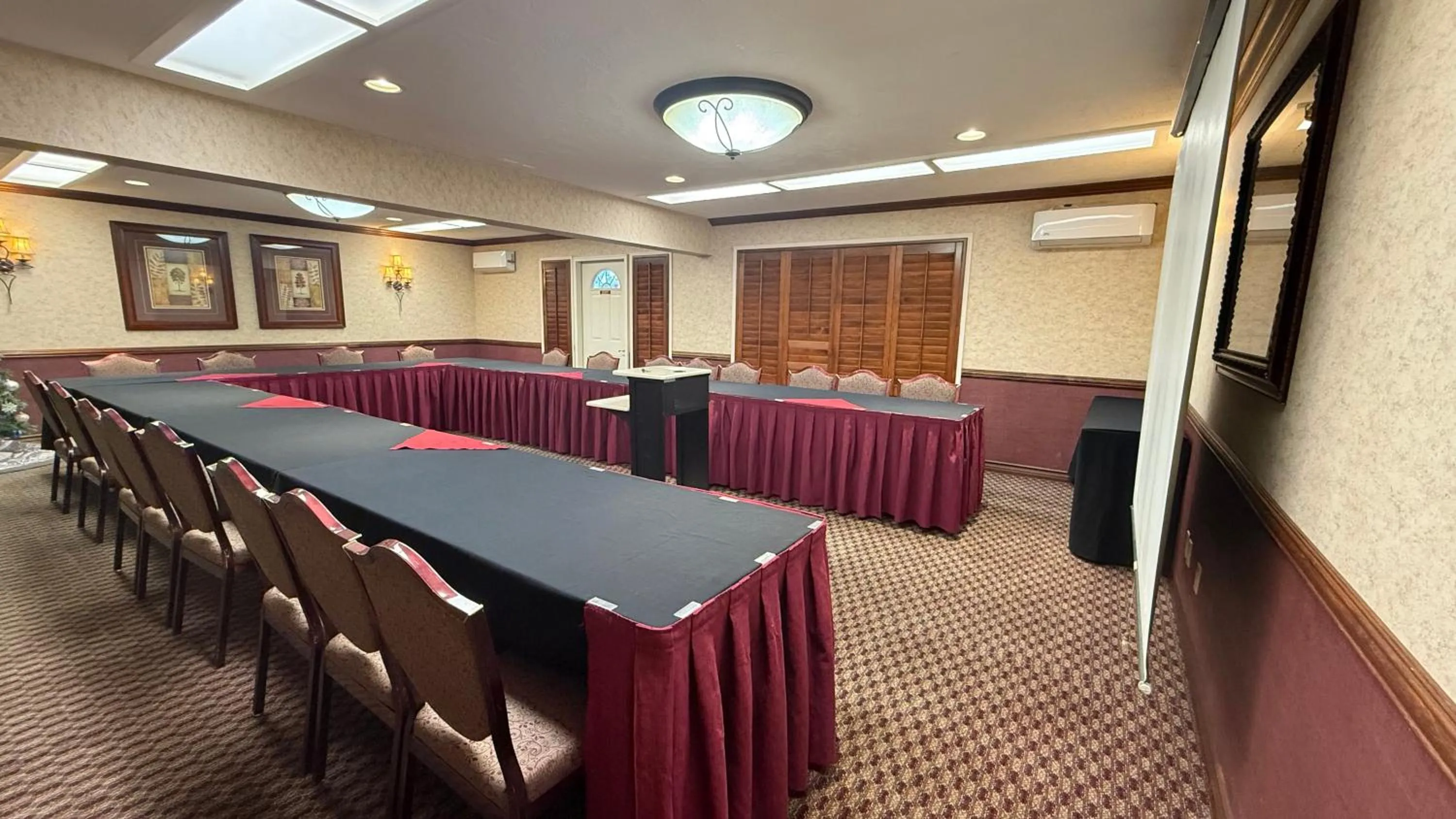 Banquet/Function facilities in Hotel Piccadilly