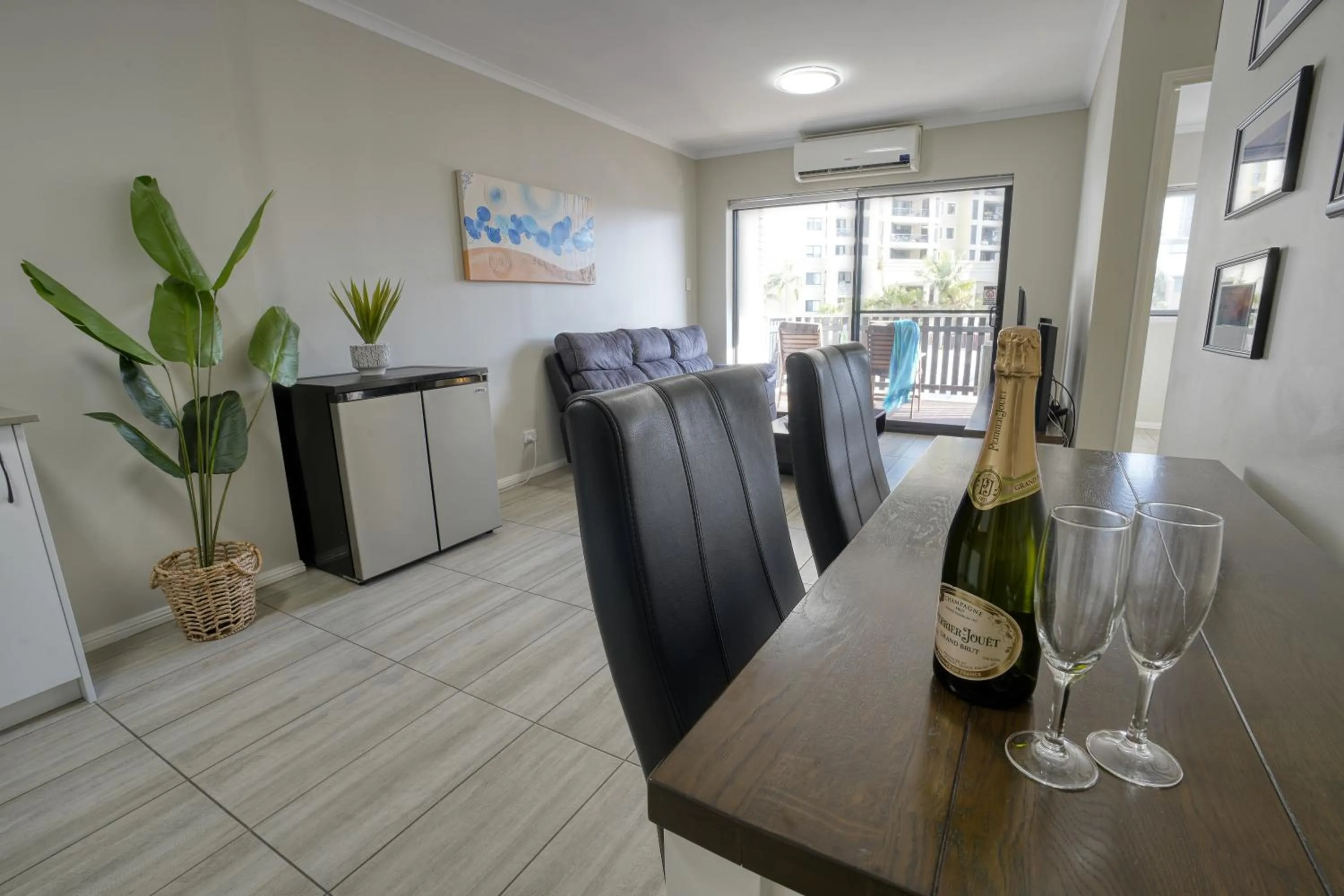 Living room in Central Brunswick Apartment Hotel