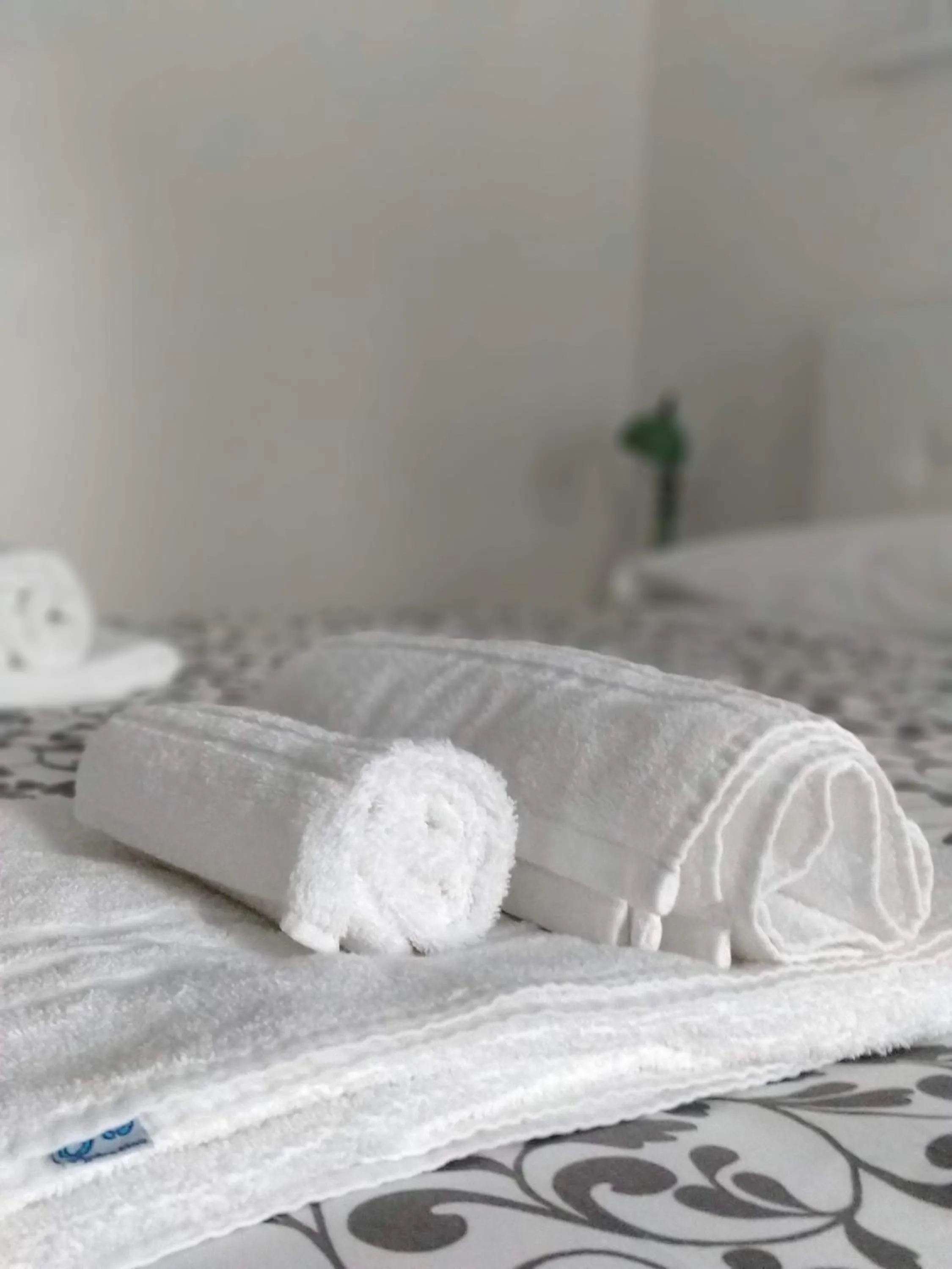 Bedroom, Bed in Novantatrè