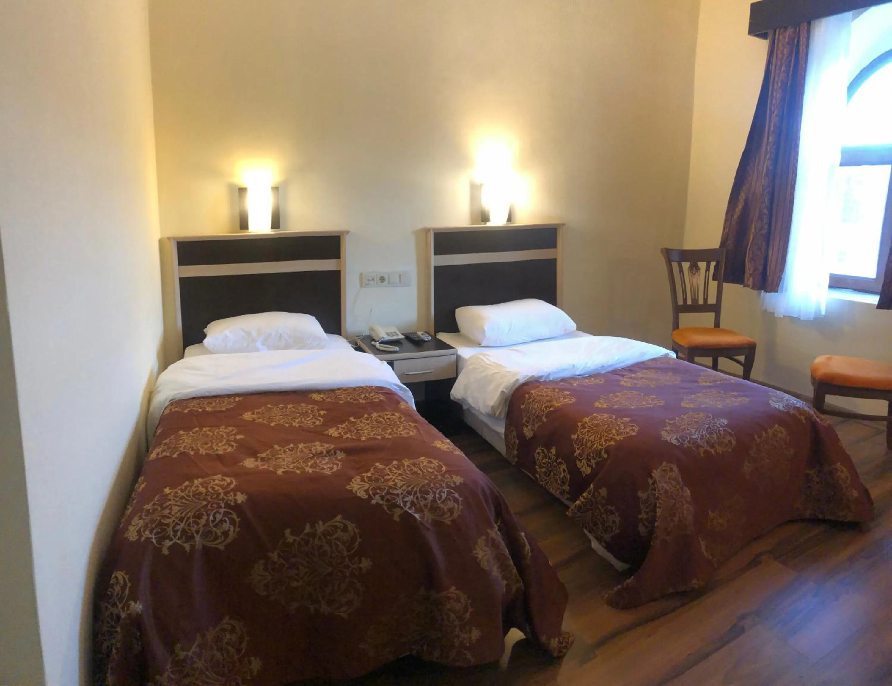 Bed in Hotel Euphrat Nemrut