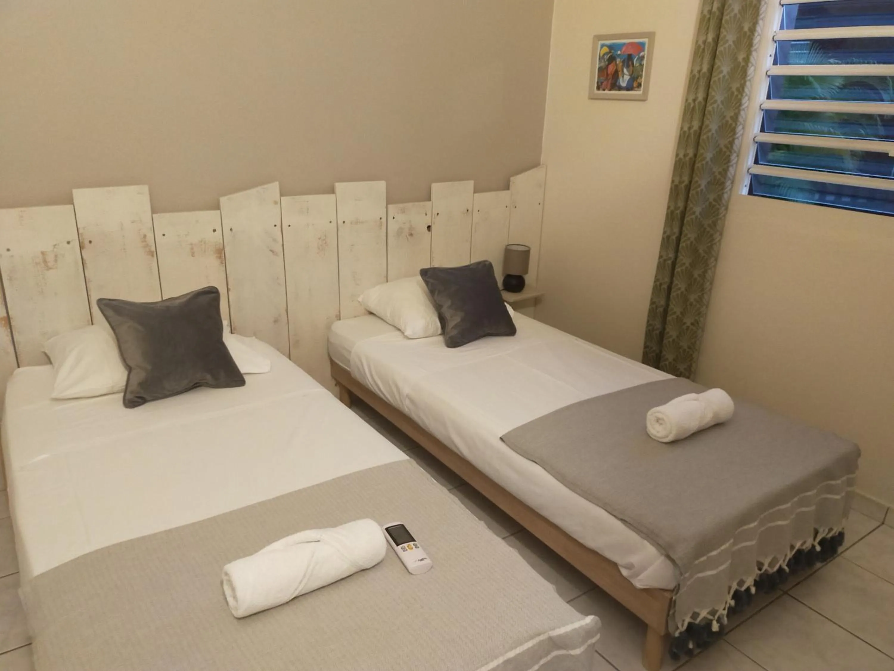 Bed in Ti Village Creole