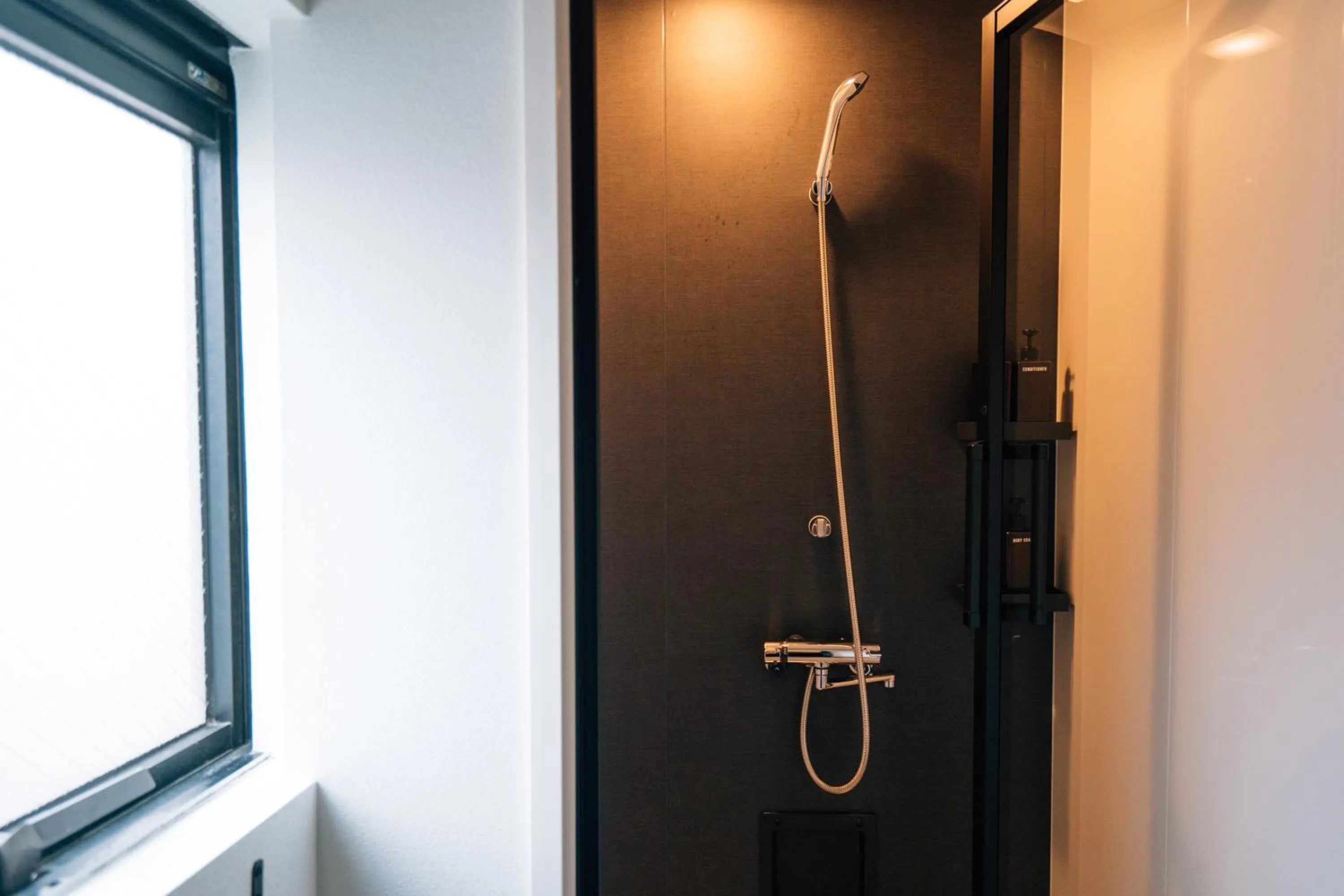 Shower in mizuka Nakasu 1 - unmanned hotel -