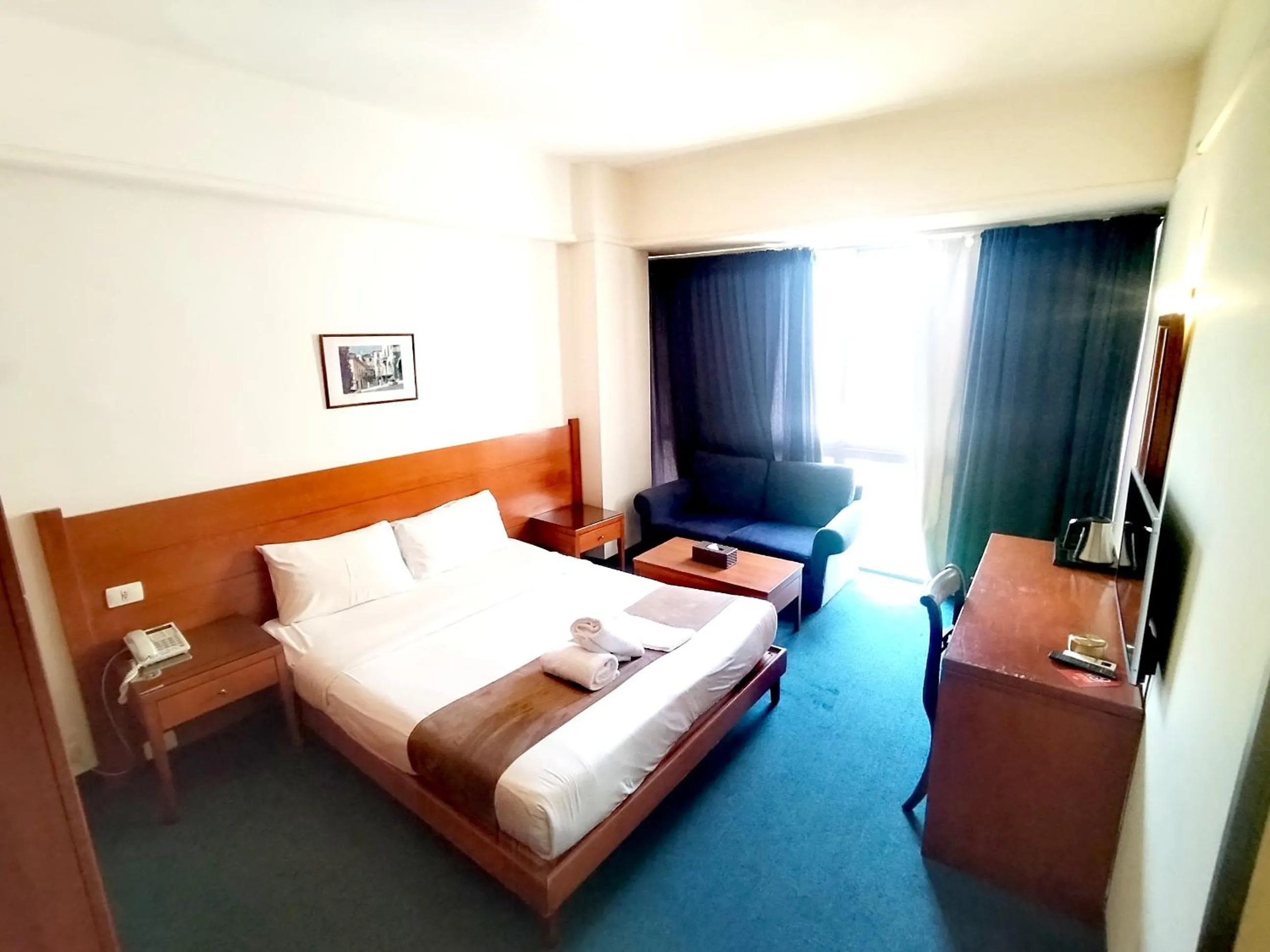 Bed in Caesar's Park Hotel