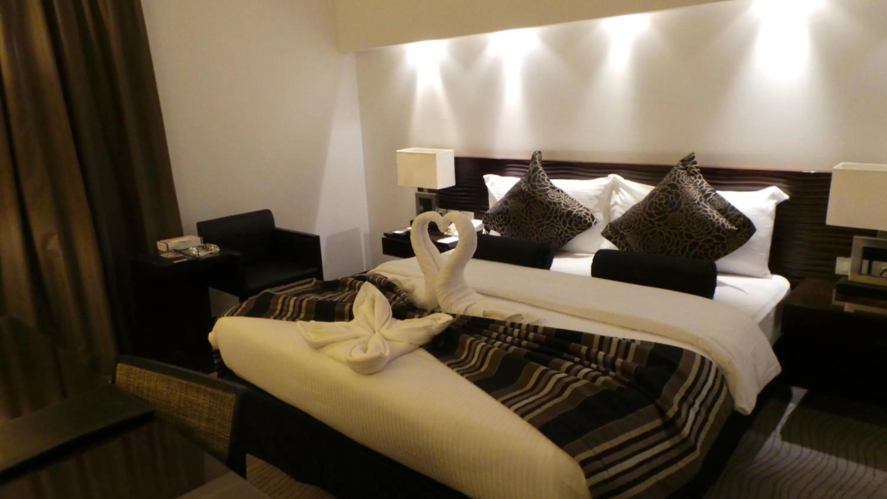 Bed in Amman Airport Hotel