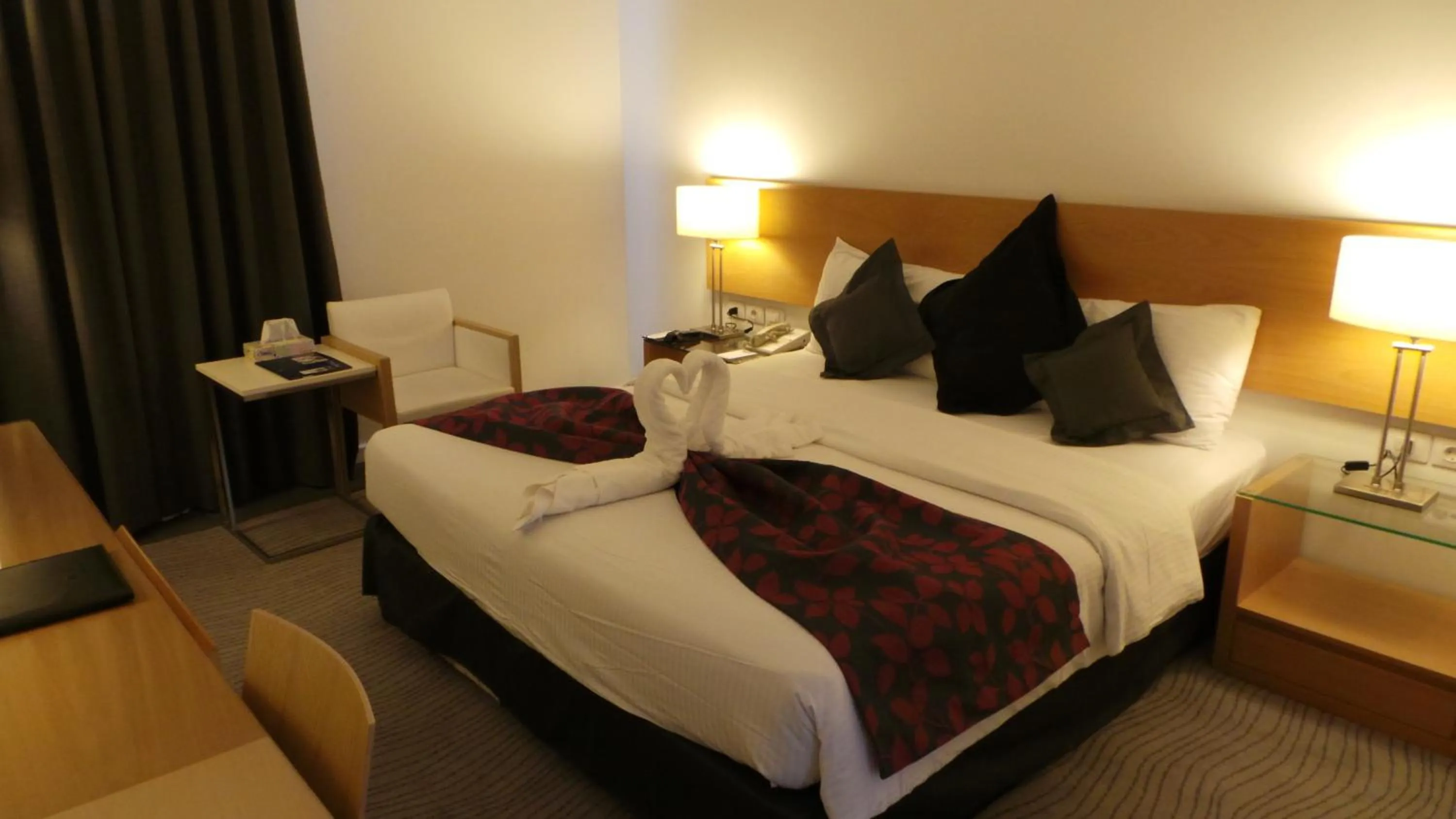 Bed in Amman Airport Hotel