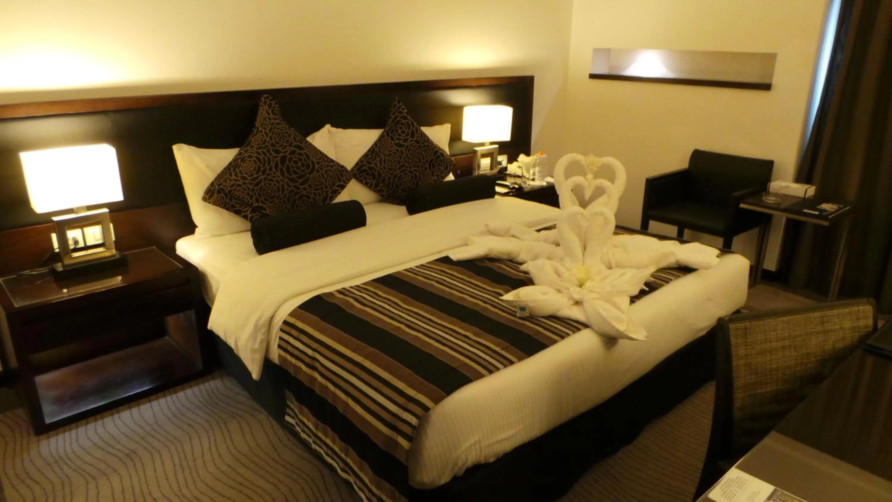 Bed in Amman Airport Hotel