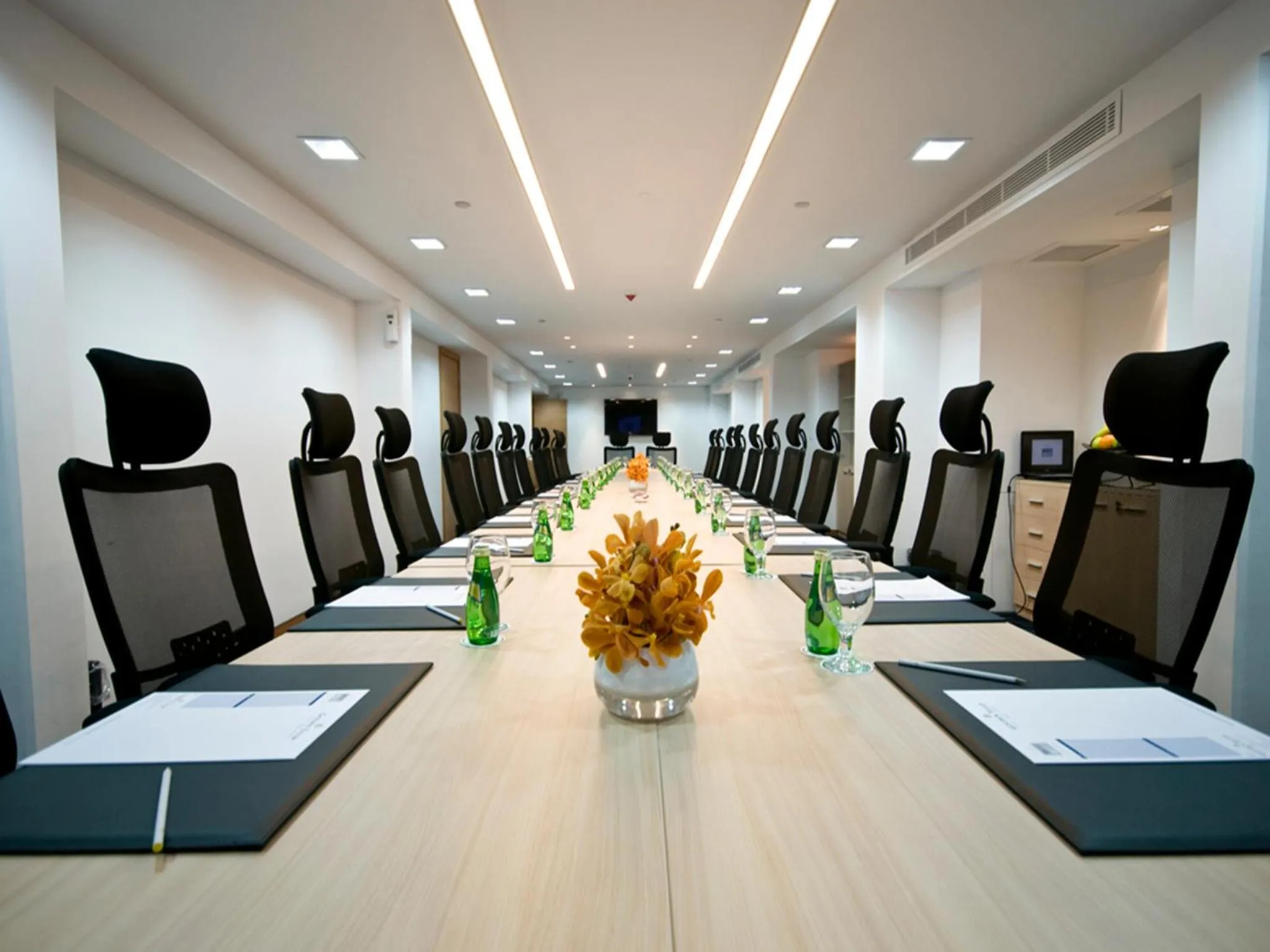 Business facilities in Amman Airport Hotel