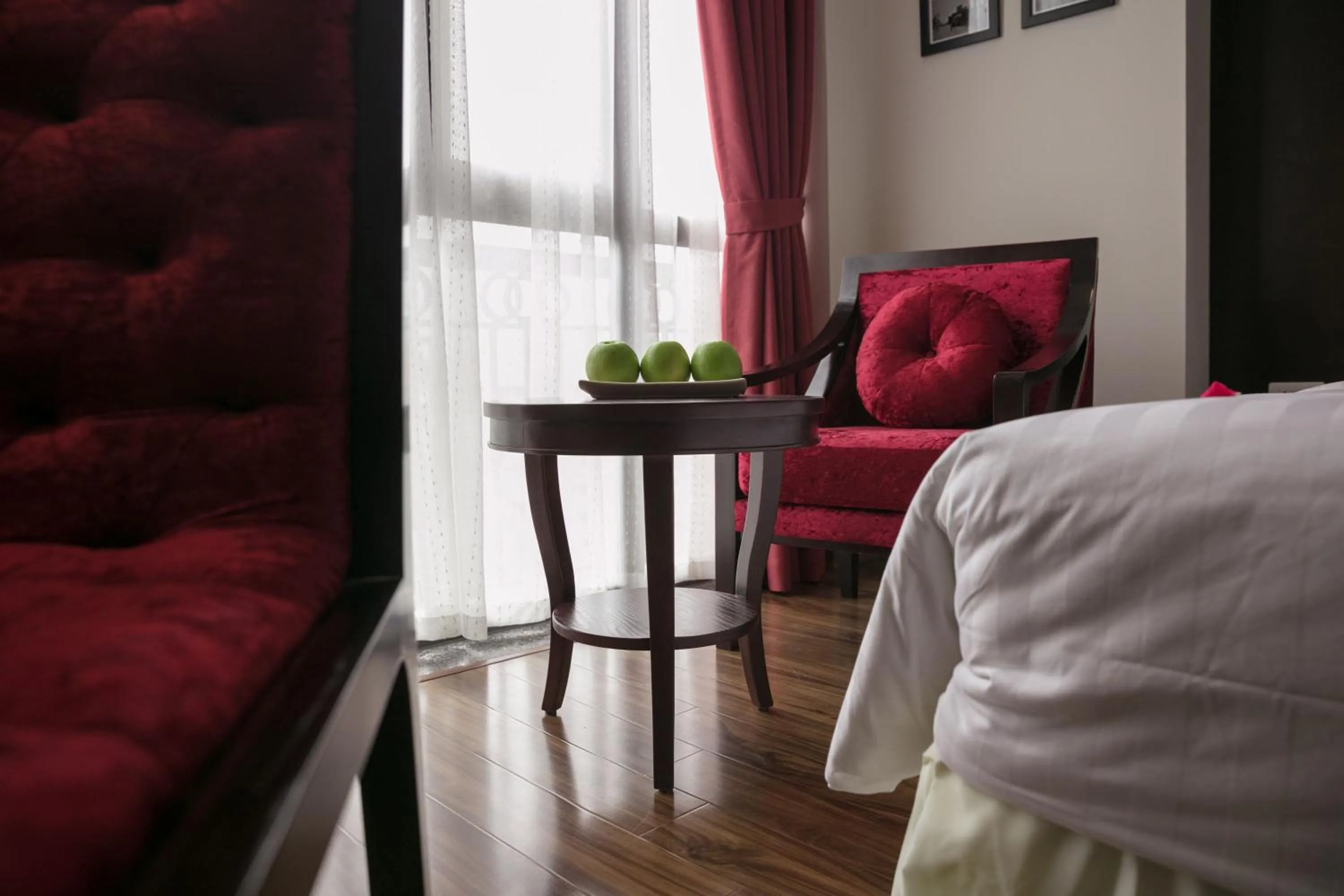 Coffee/tea facilities, Bed in Serene Boutique Hotel & Spa