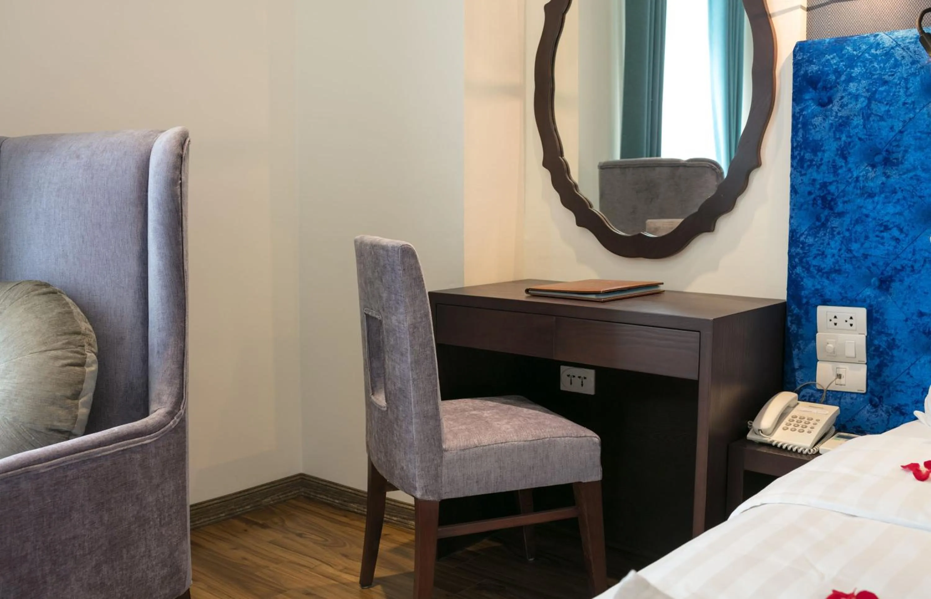 Seating area, Bed in Serene Boutique Hotel & Spa