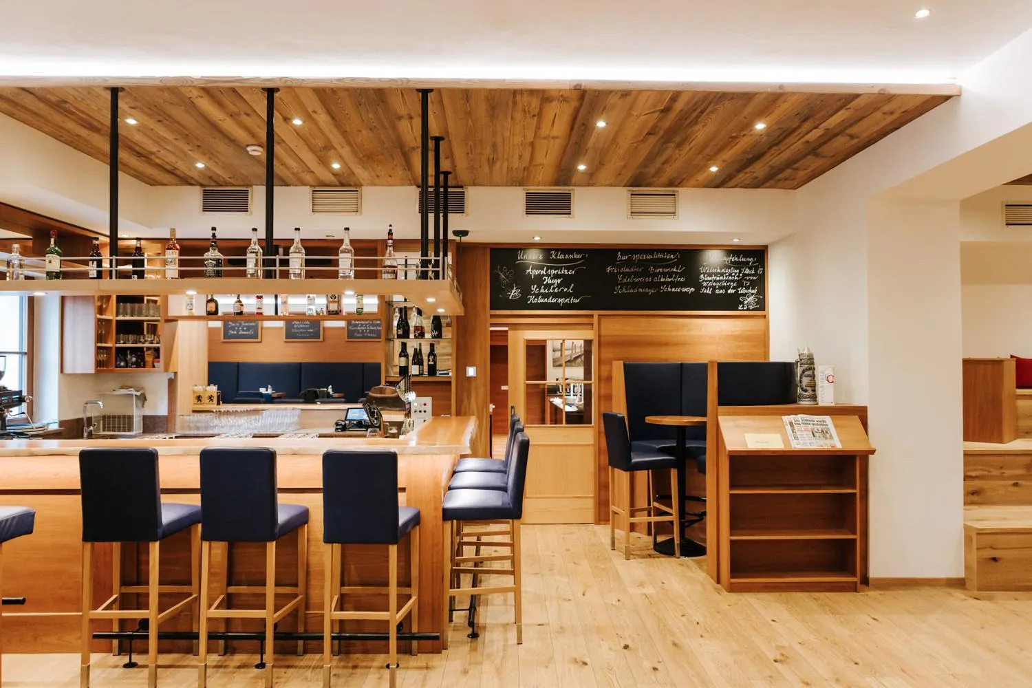 Restaurant/places to eat in Hotel Der Stockinger