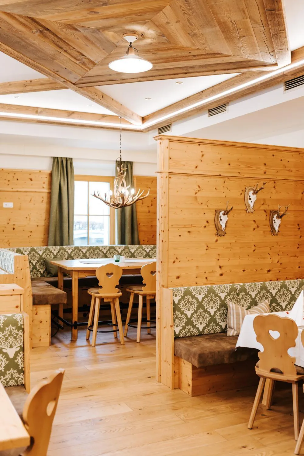 Restaurant/places to eat in Hotel Der Stockinger