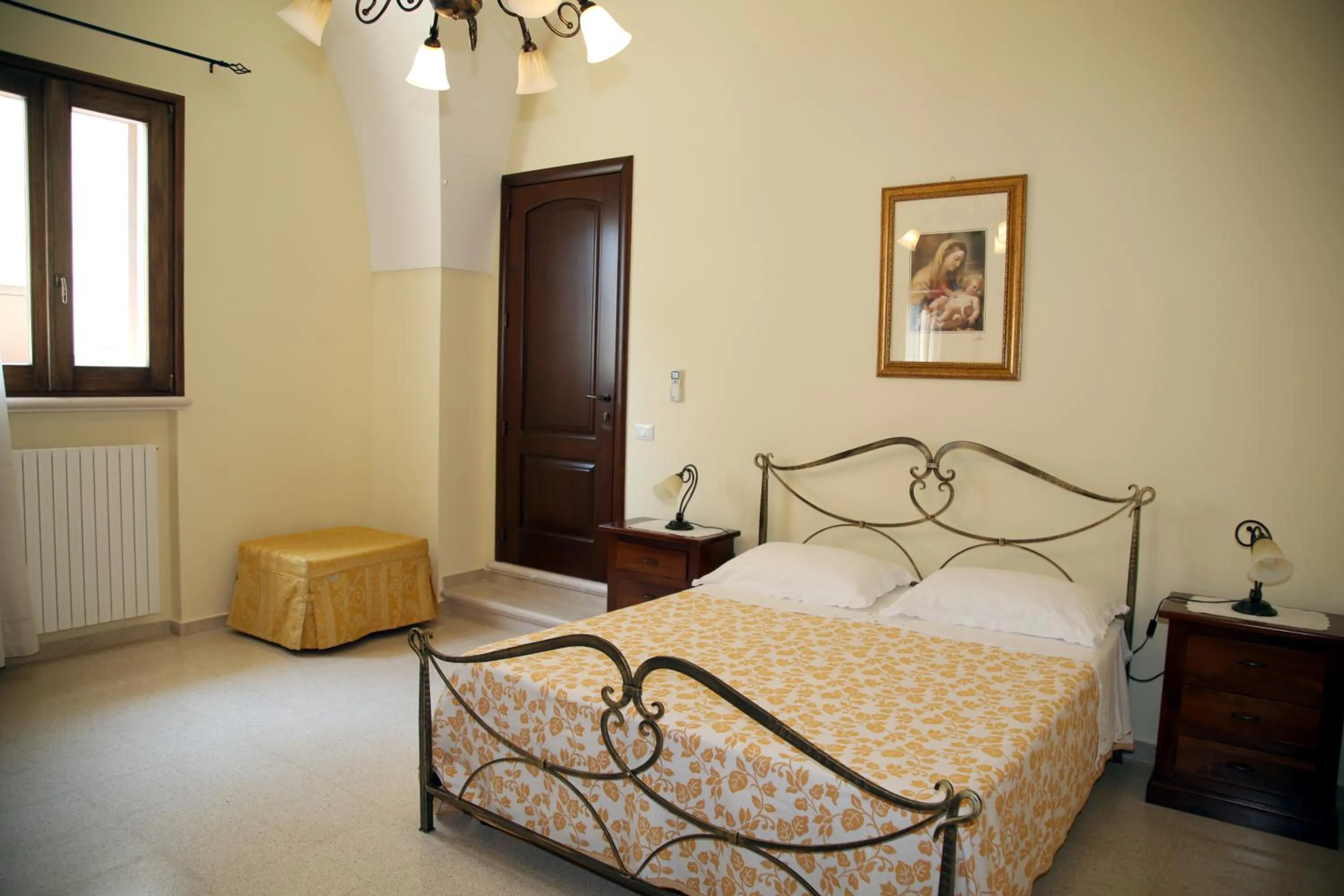 Bedroom, Bed in B&B Borgosolare