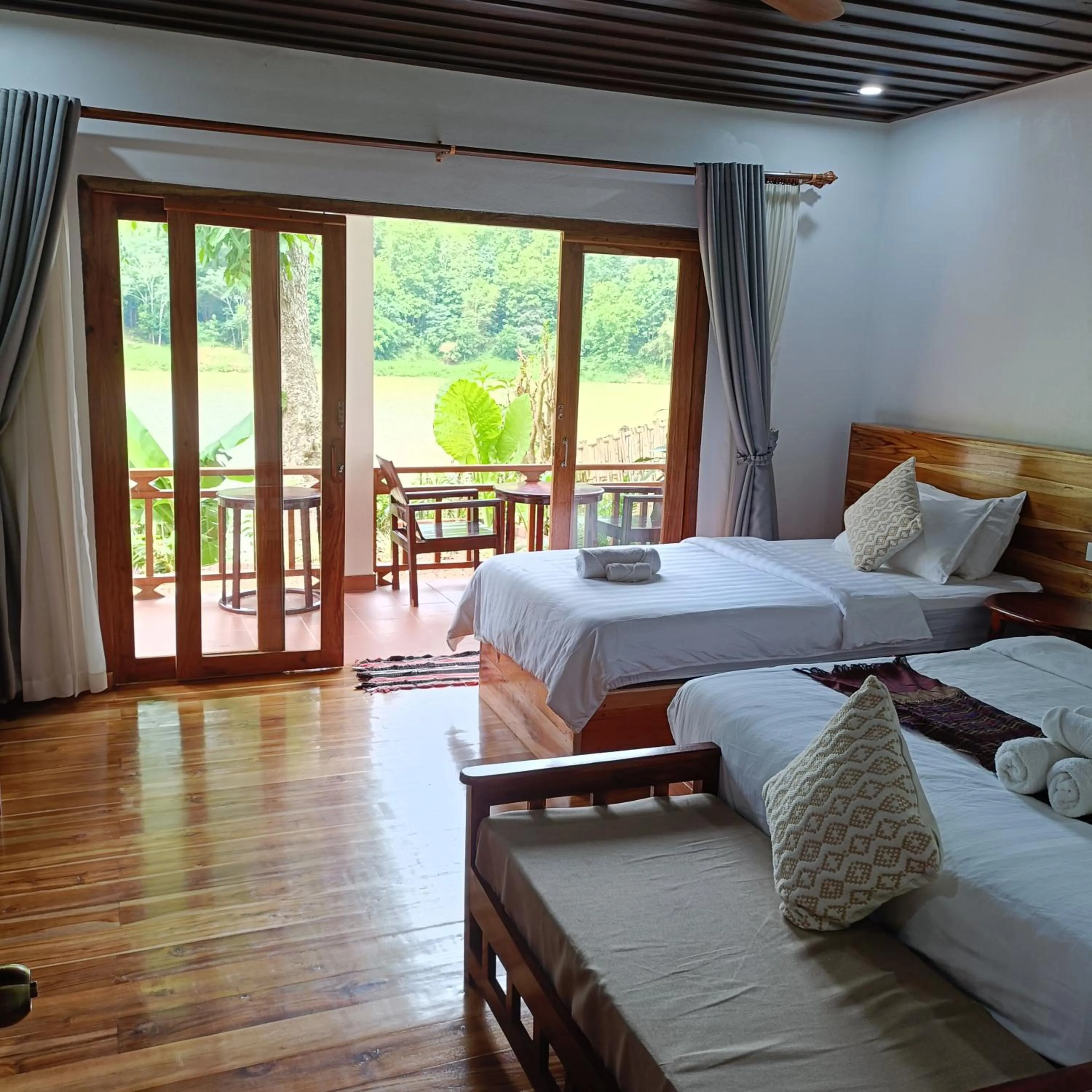 Bed in Nam ou view villa