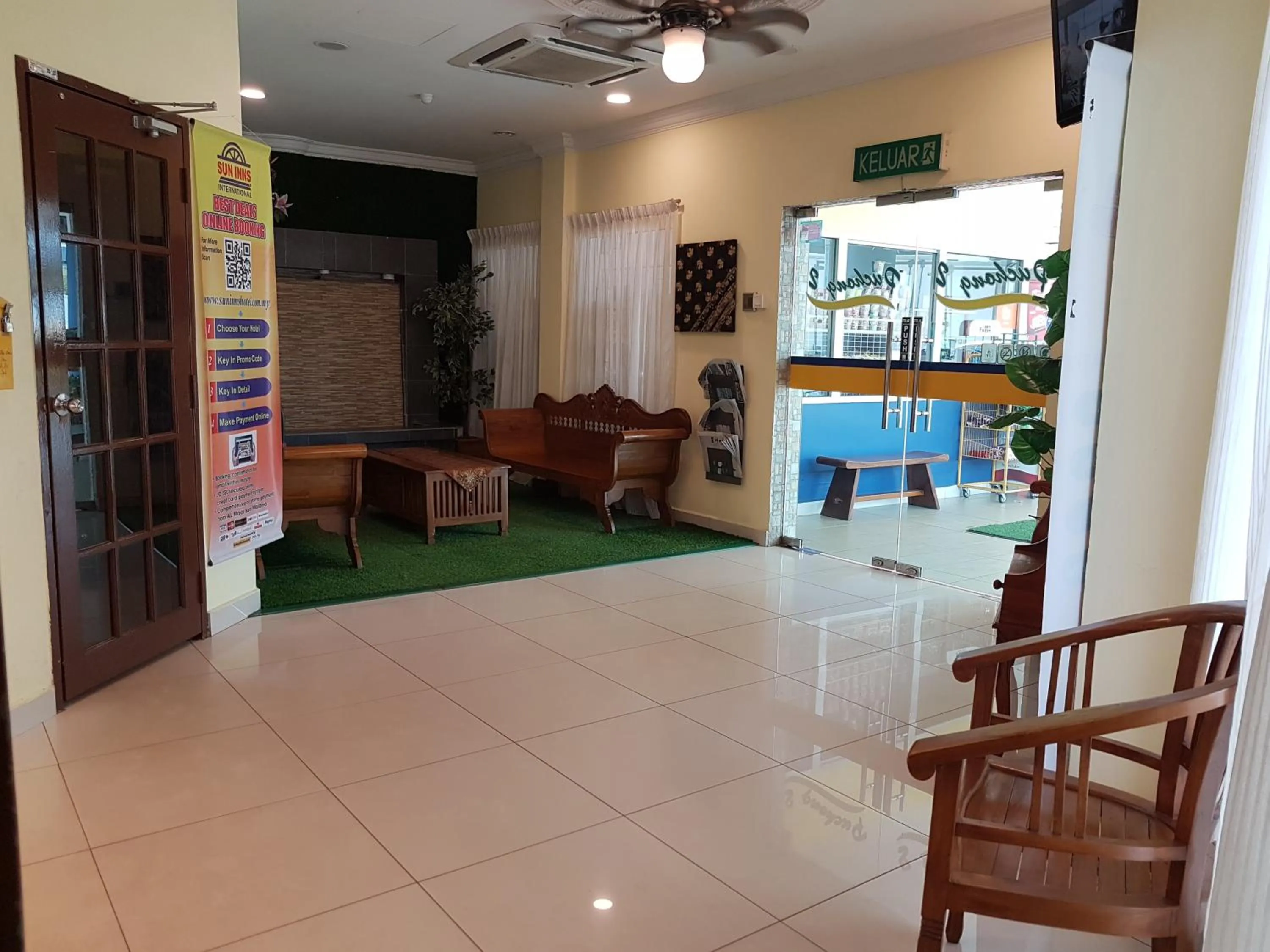 Lobby or reception in Sun Inns Hotel Bandar Puchong Utama