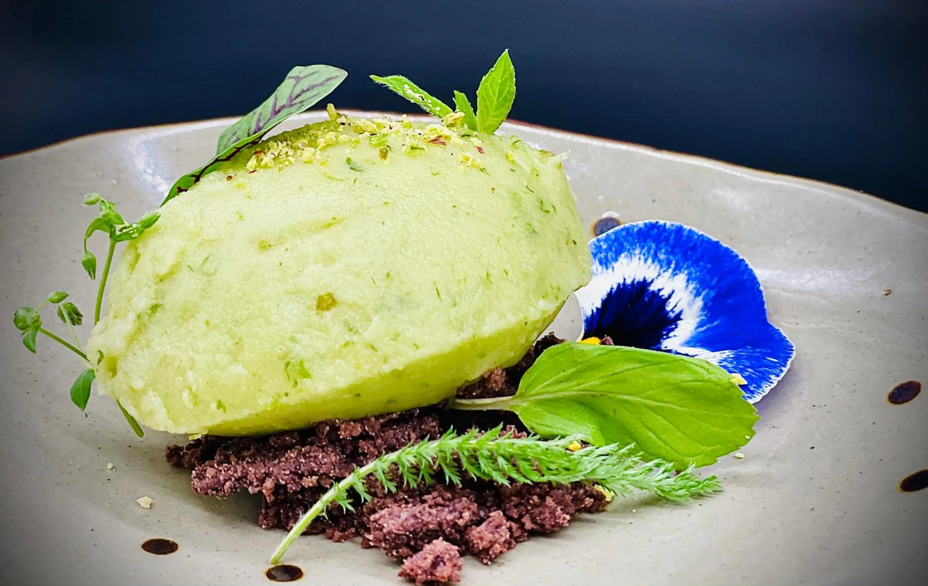 Restaurant/places to eat in Hainberg Hotel Garni