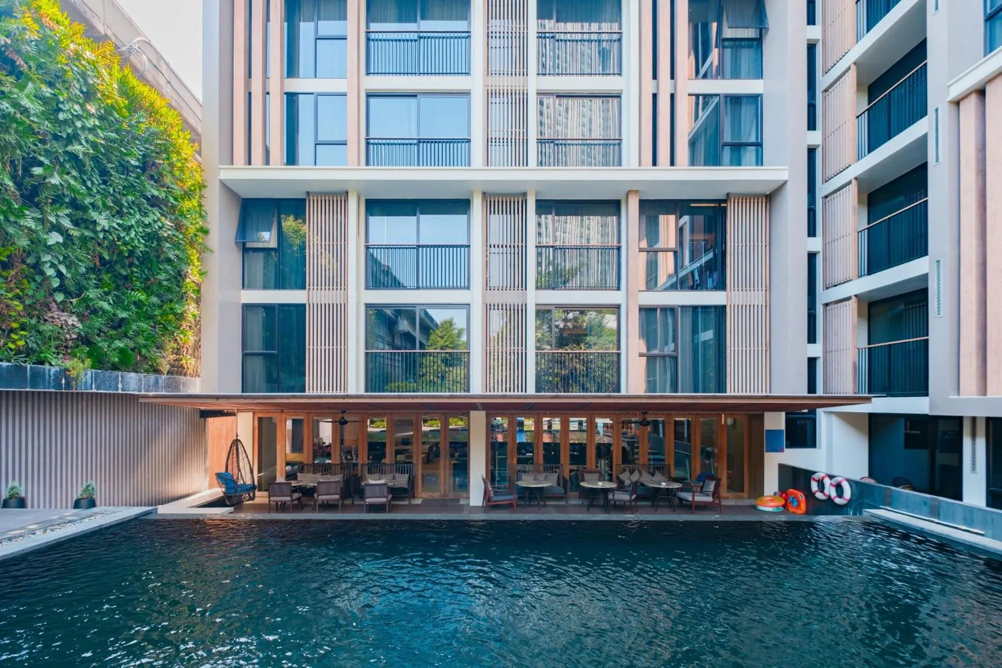 Swimming pool in Arcadia Suites Bangkok