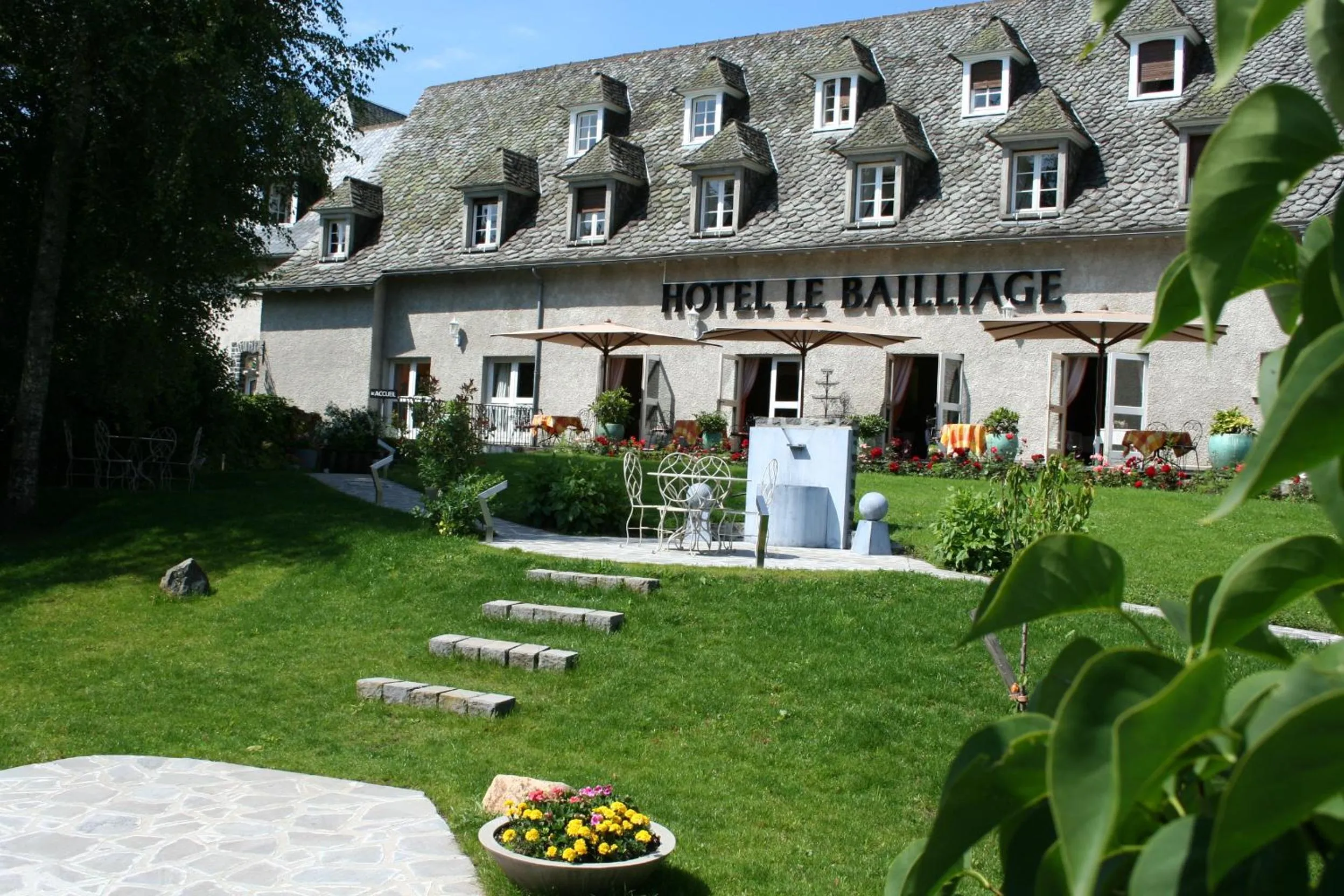 Property building in Le Bailliage Hôtel & Spa