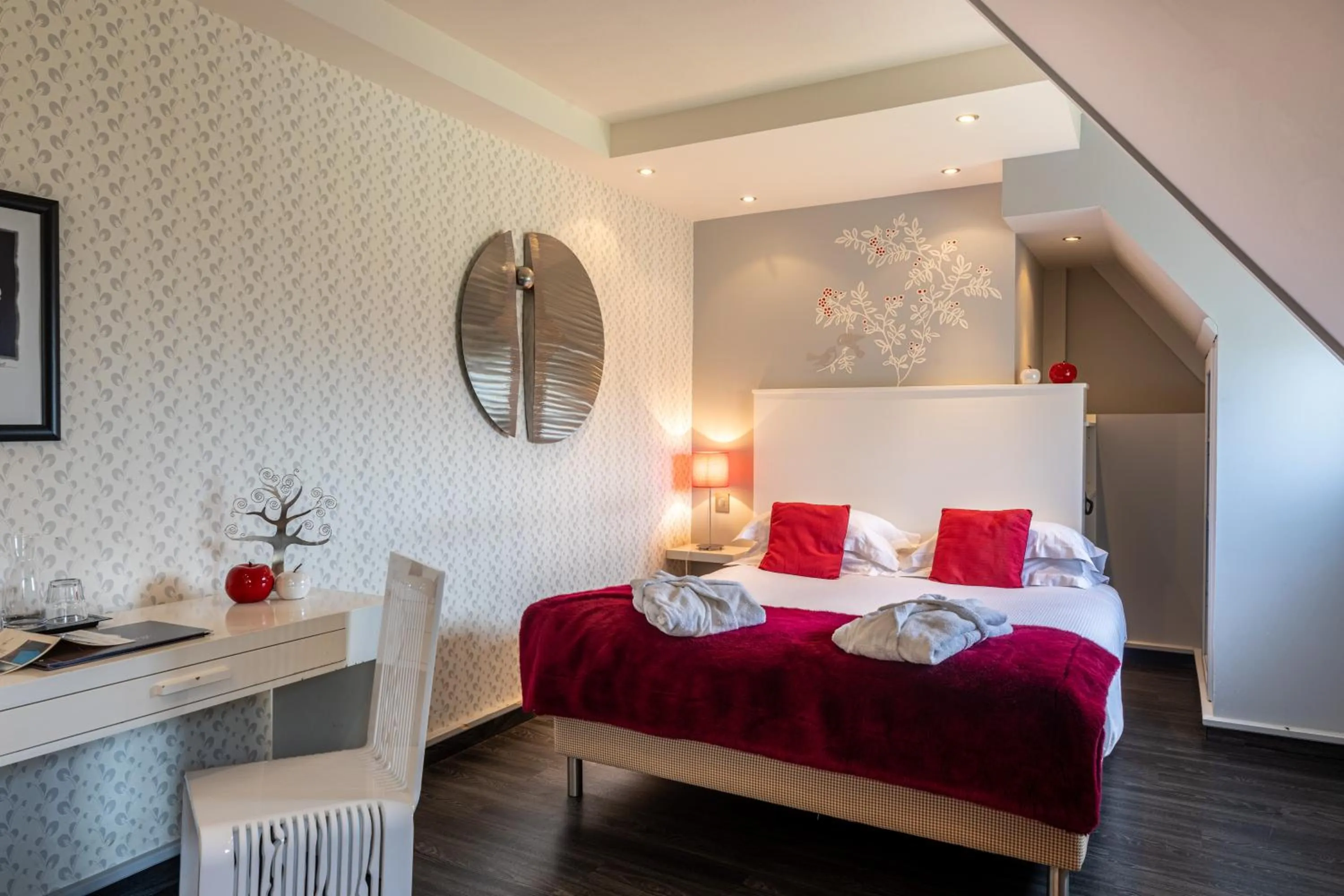 Bed in Le Bailliage Hôtel & Spa